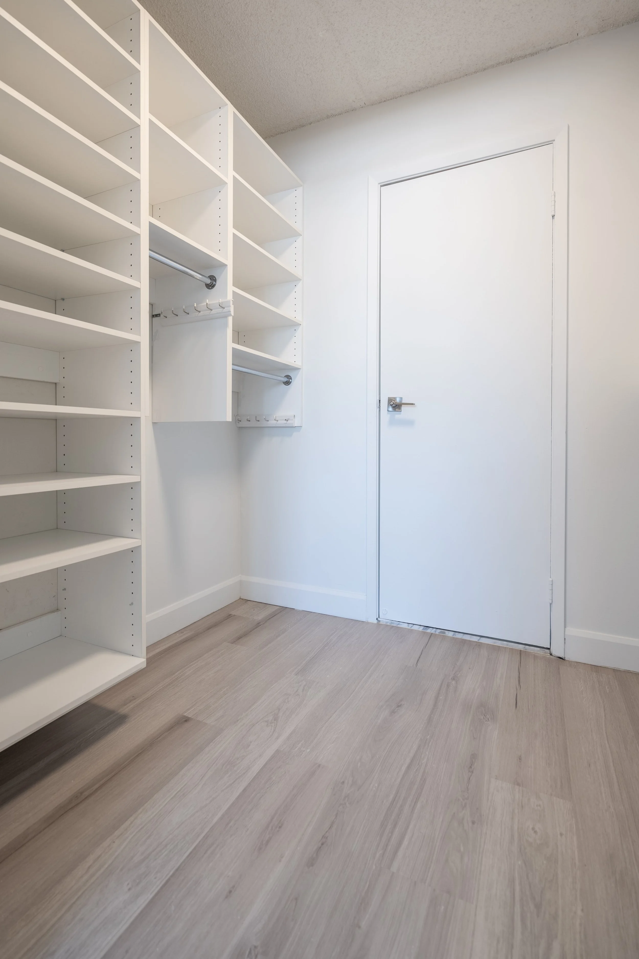 Unit_202 (7 of 12)-min.jpg