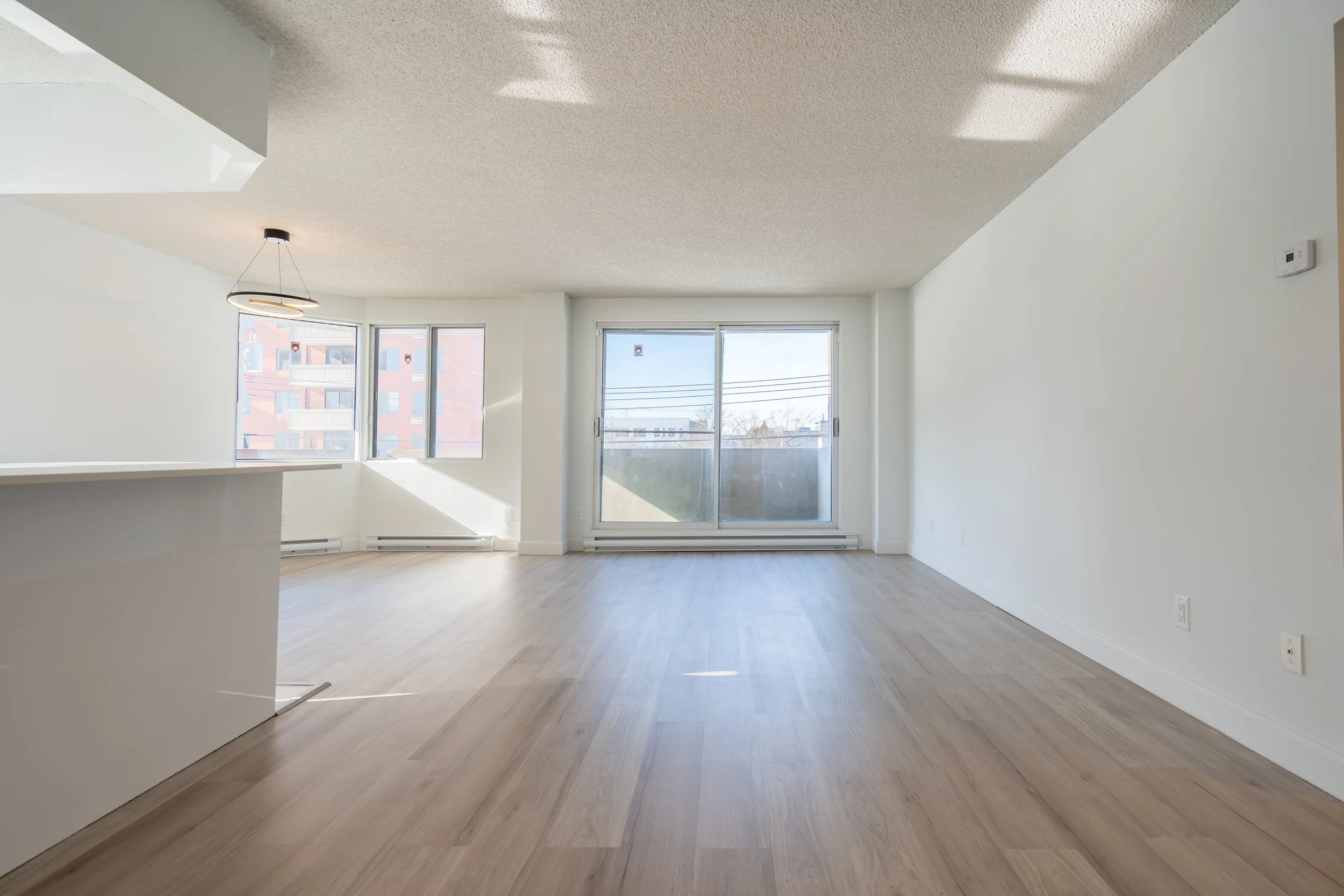 Unit_202 (11 of 12)-min.jpg