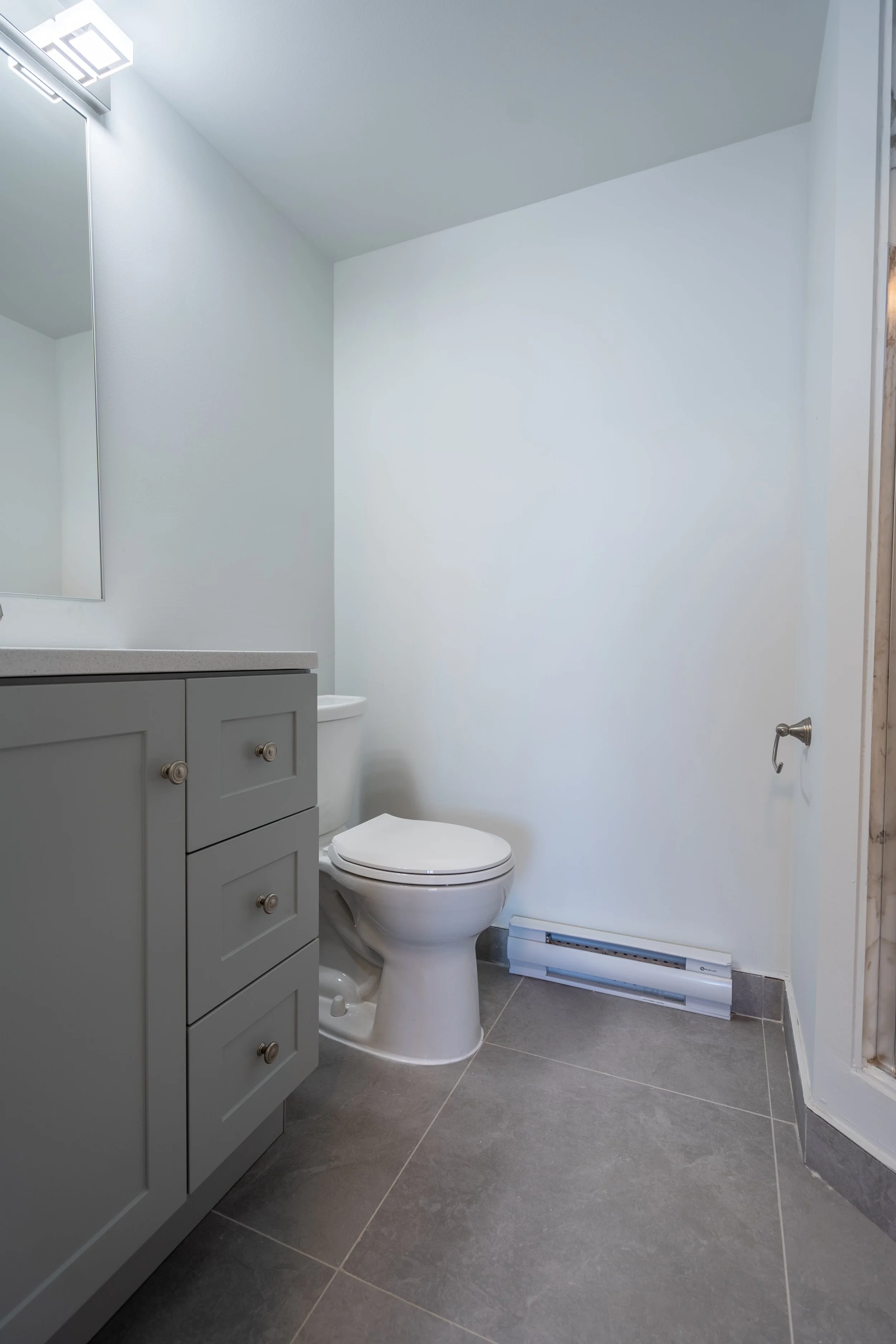 Unit_202 (12 of 13)-min.jpg