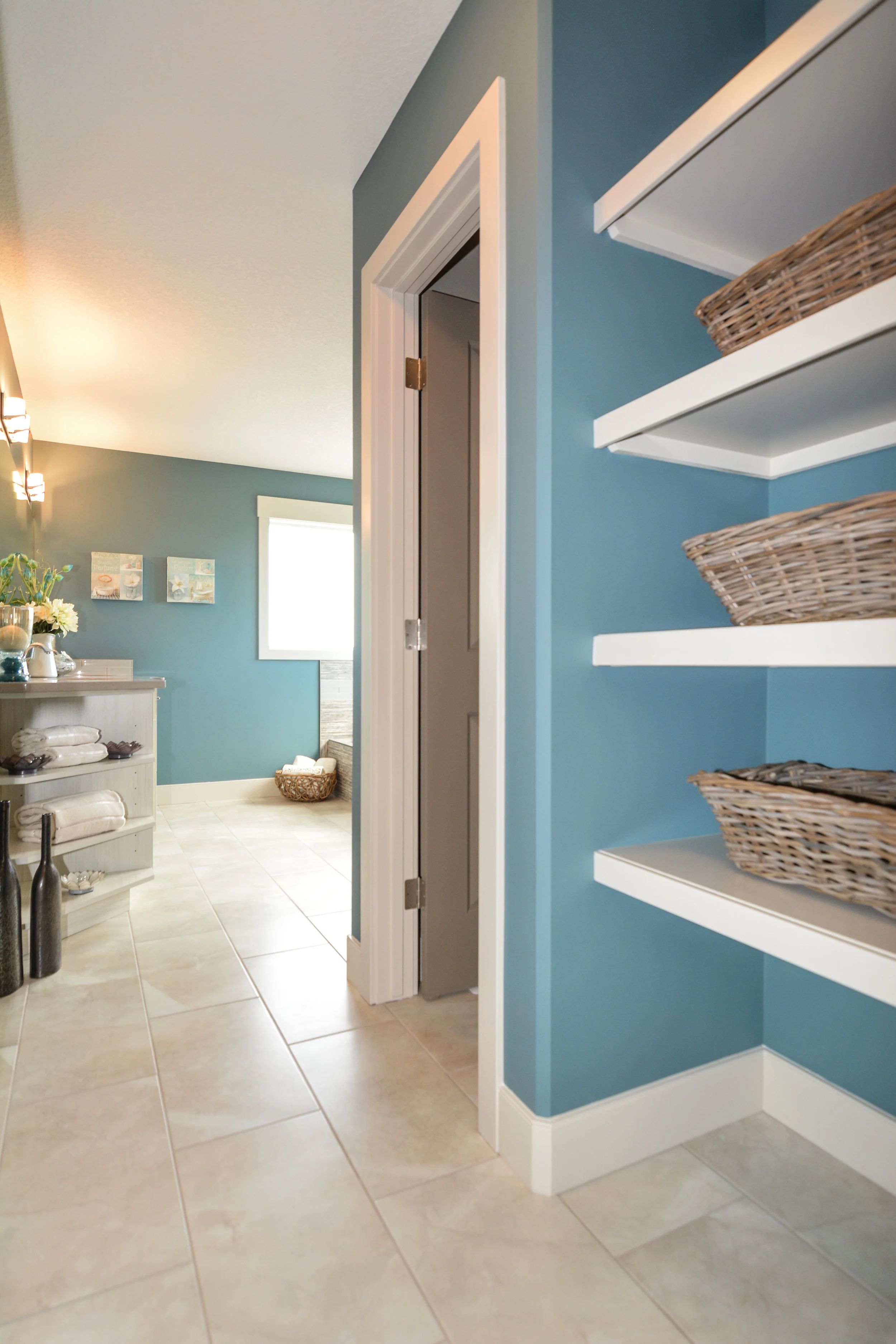 16-ensuite 1-9136.jpg