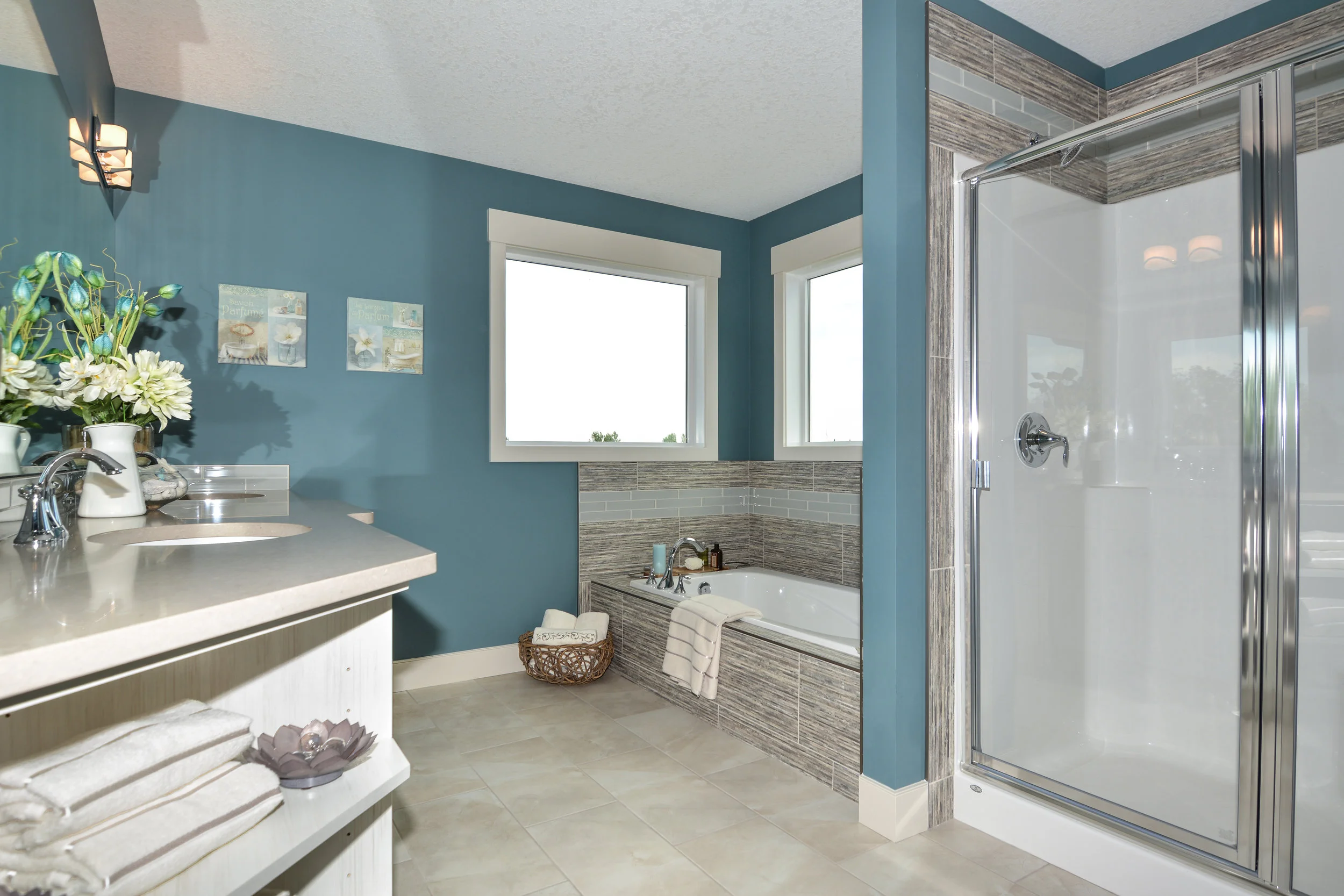 17-ensuite 2-9143.jpg