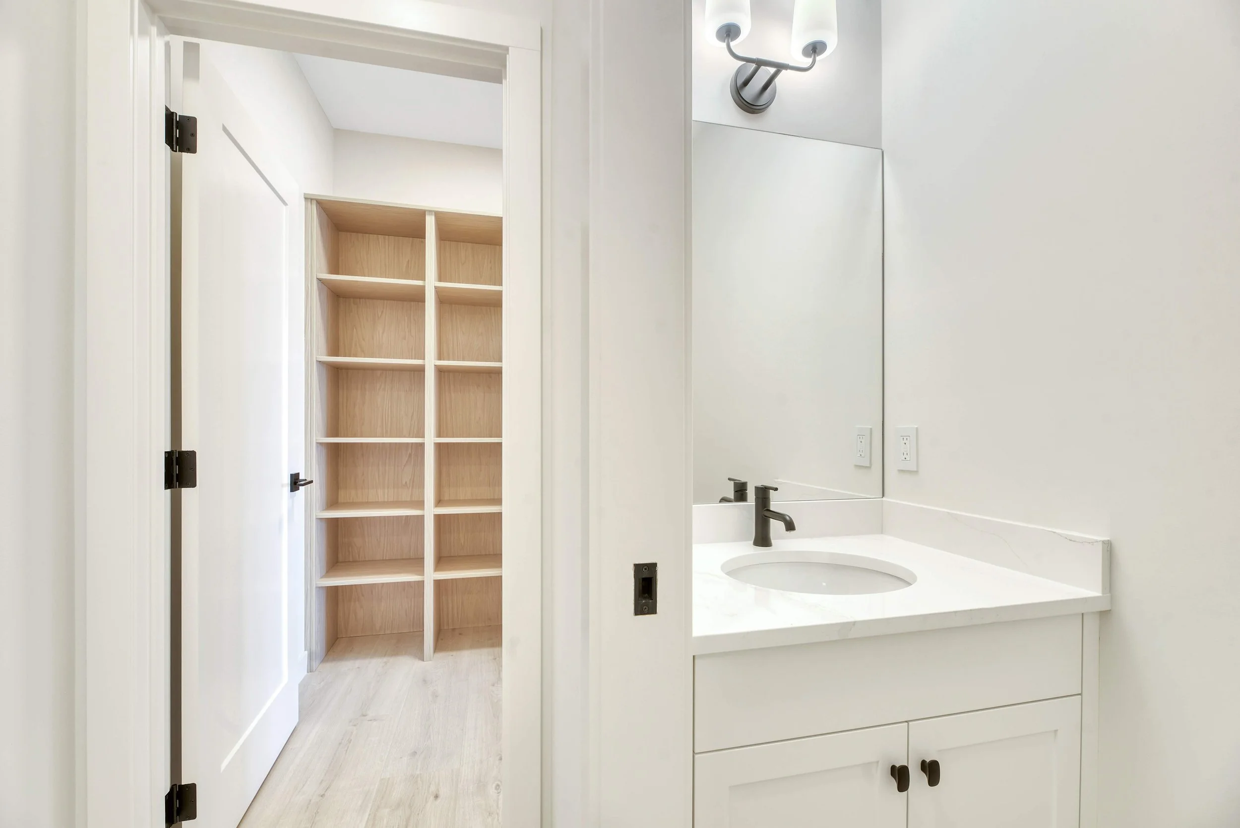 Powder Room.jpg