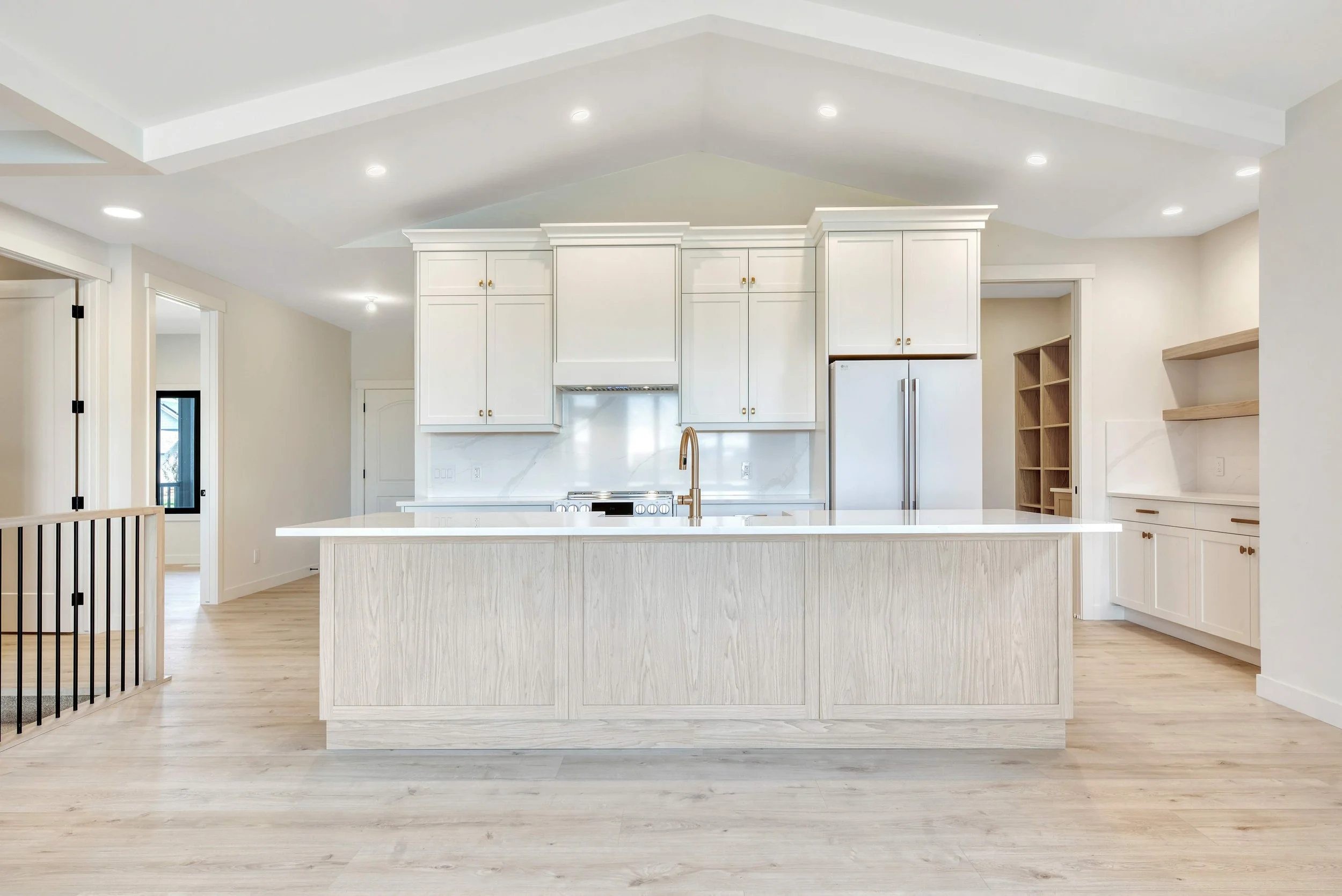 Kitchen_03.jpg