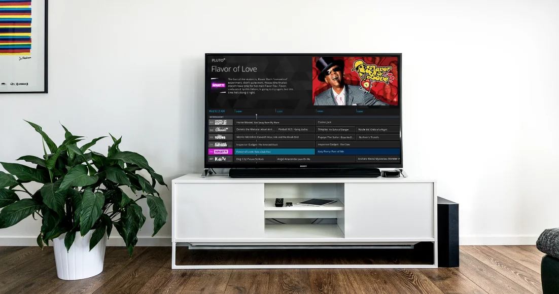 Gucci iphone case picture