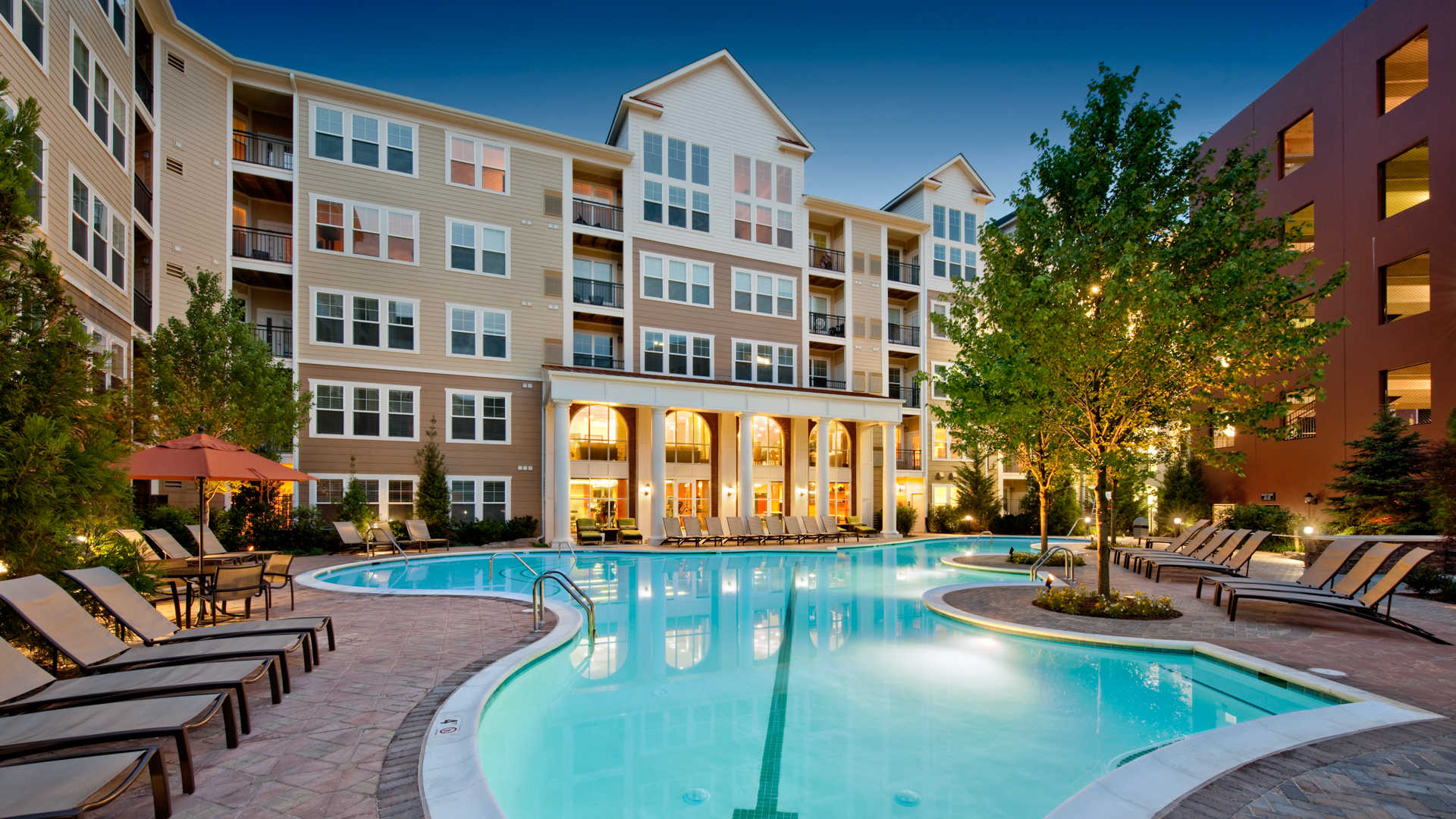 westchester-rockville-station-apartments-swimming-pool.jpeg