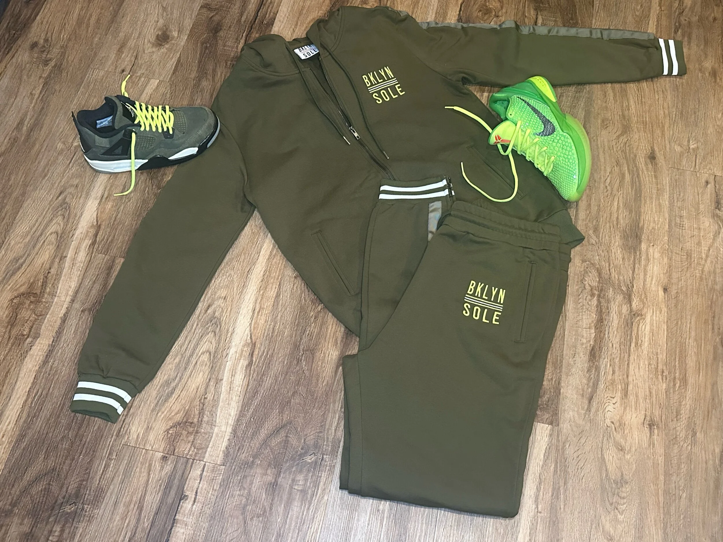 7194E539-97D2-4721-A7FC-FF3D9B855A30