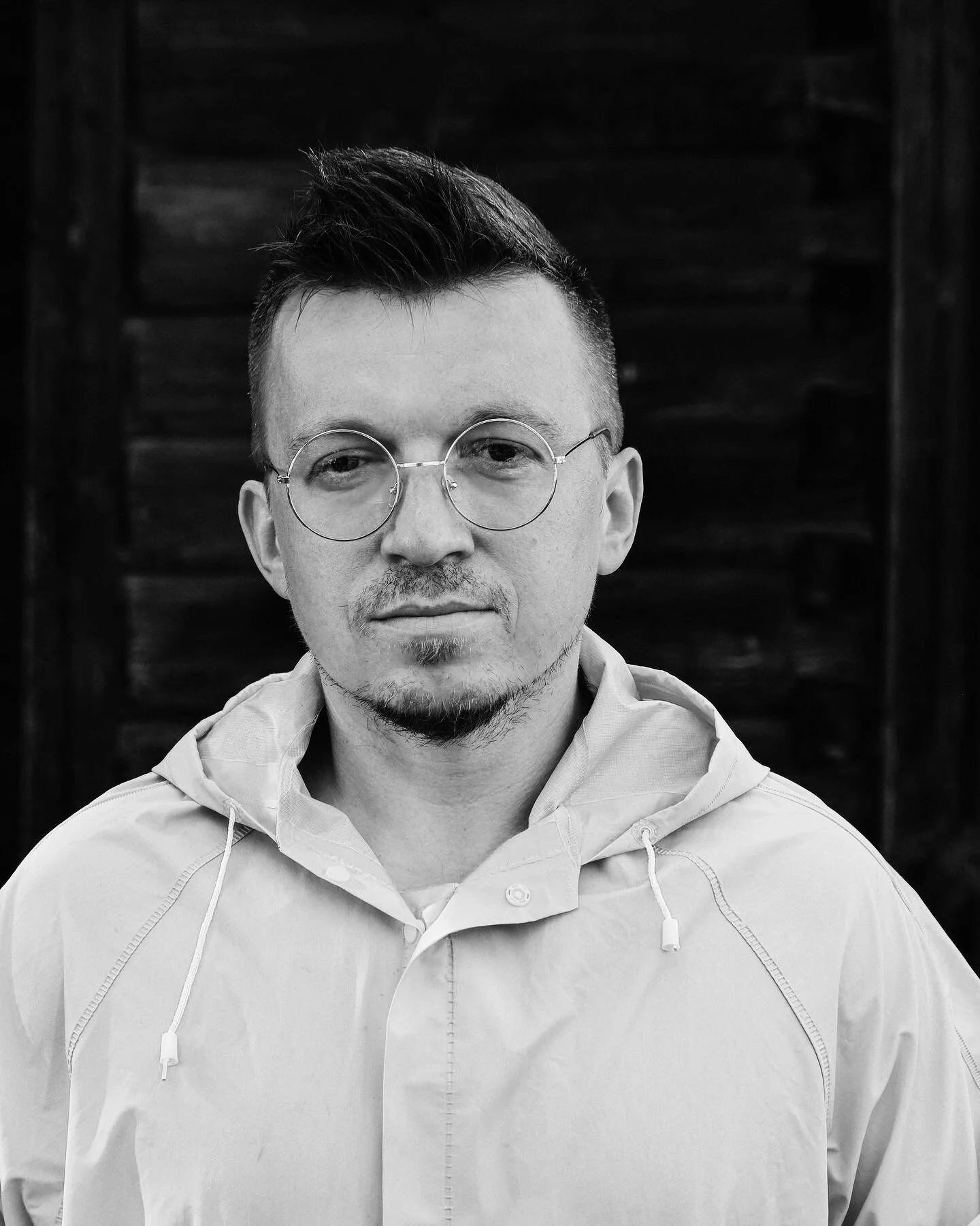 Dmitriy Divar