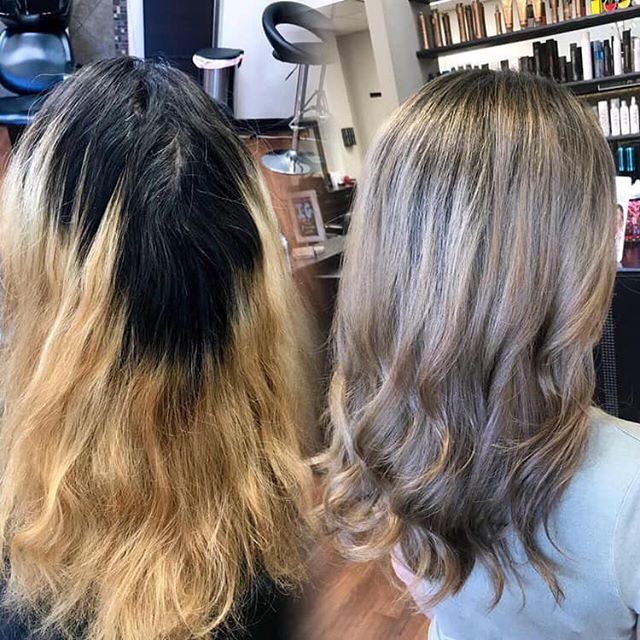 No filters, just lots of time and lots of  foils. @paulmitchell for the lightener, root smudge, and toner 👏🏼 #beforeandafter #swipeleft #transformationtuesday #transformation #babylights #foilwork #foilayage #framar #paulmitchell #pittsburghhairsty