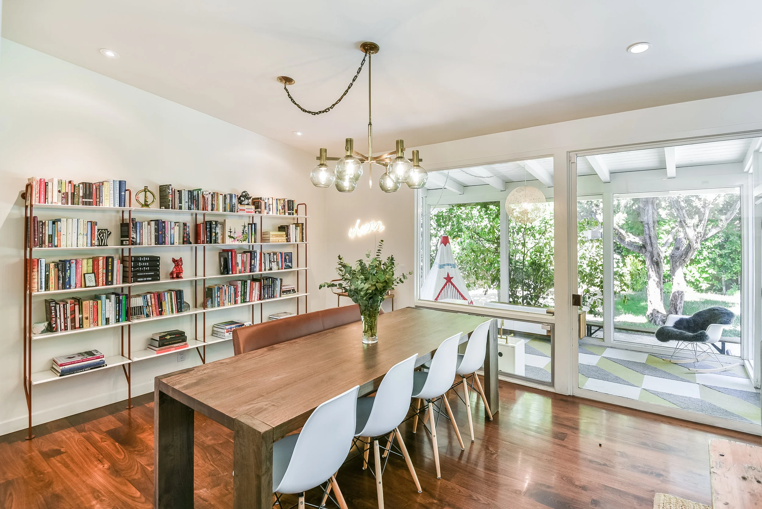 011_Dining Room .jpg