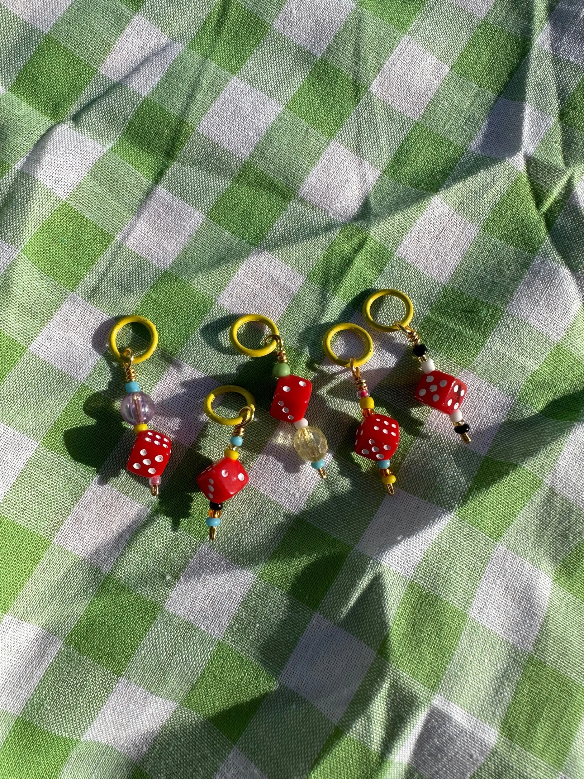 FAC8D4B2-78C3-42C2-8375-6727DE6993A9