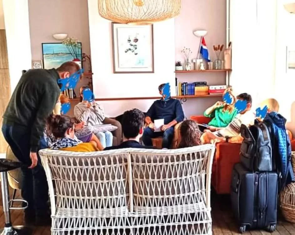 [𝗭𝗼𝗼𝗺 𝘀𝘂𝗿 𝘂𝗻𝗲 𝗶𝗻𝘁𝗲𝗿𝘃𝗲𝗻𝘁𝗶𝗼𝗻 𝗲𝗻 𝗲𝗻𝘁𝗿𝗲𝗽𝗿𝗶𝘀𝗲] 🔎 

En Septembre, Vox Lab MG a accompagn&eacute; l'&eacute;quipe internationale de l'entreprise hashtag#ReSurg &agrave; St Malo dans le cadre d'un s&eacute;jou team building