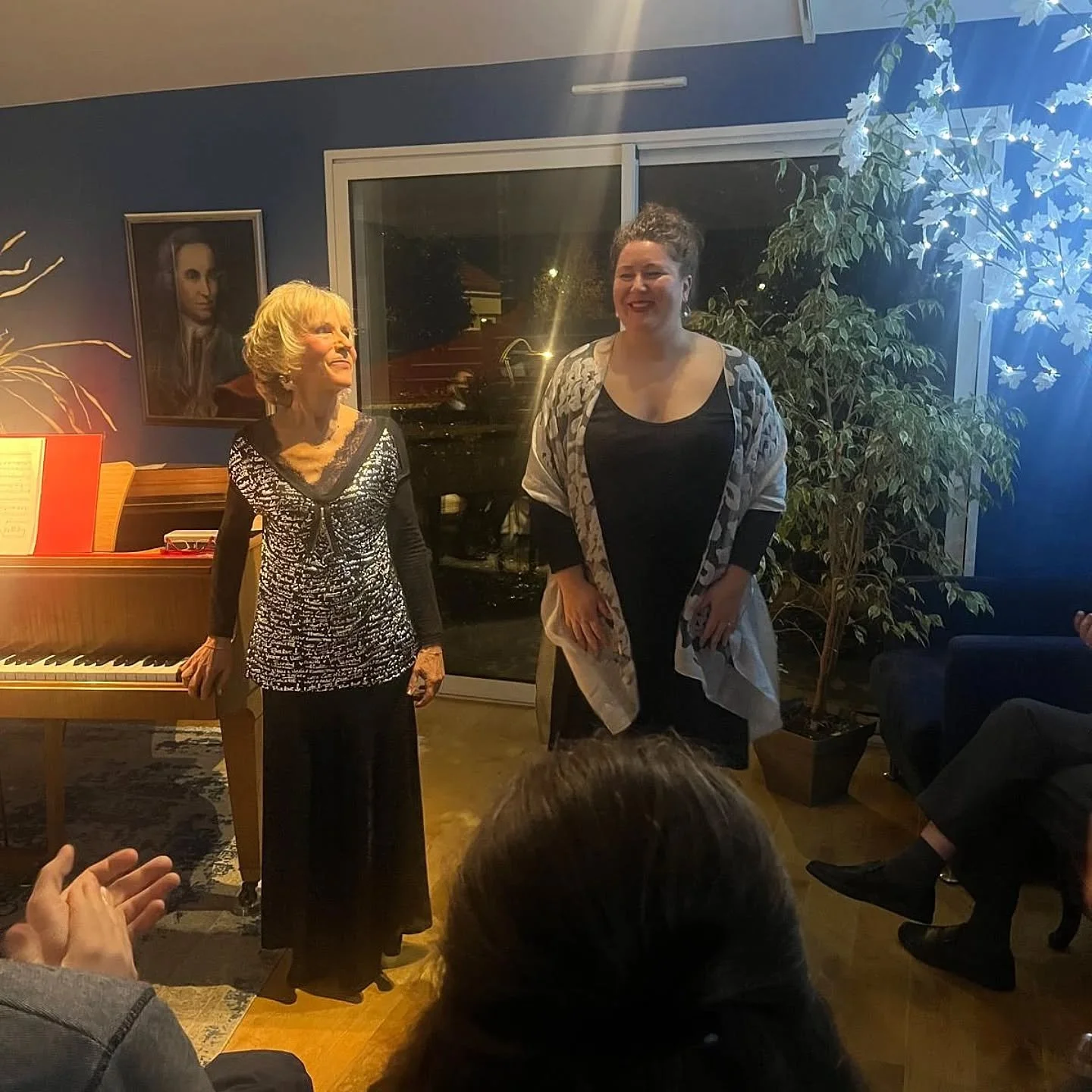 Nouvelle partenaire !

Et oui une collaboration avec Laurence Chiffoleau a commenc&eacute; en janvier dernier et nous avons innaugur&eacute; cette superbe rencontre musicale avec un concert chez un particulier le weekend dernier. 

4 autres concerts 