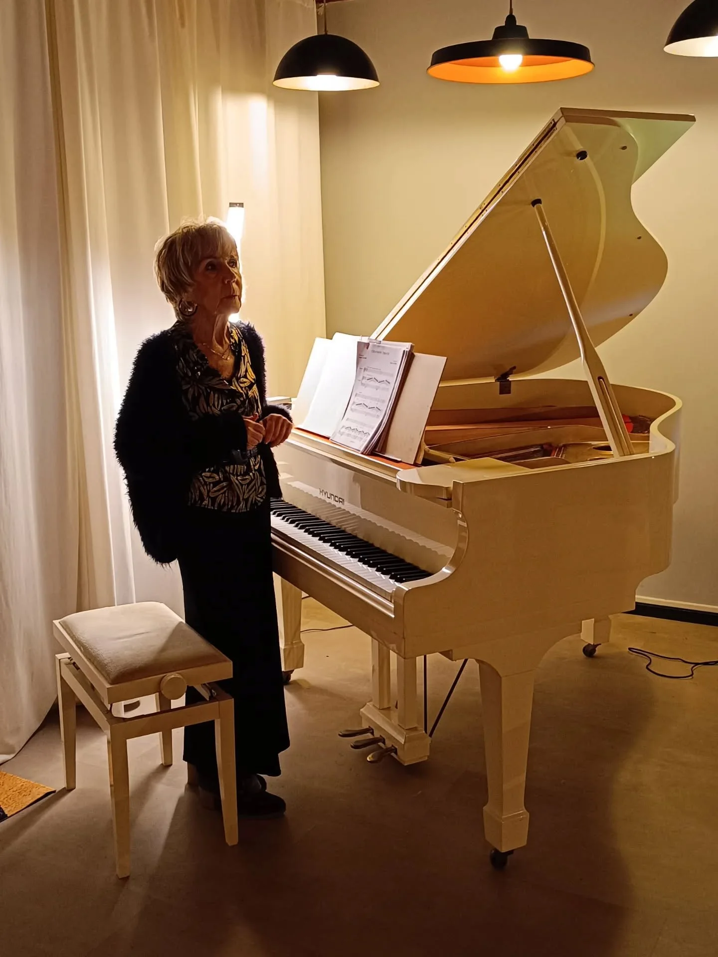 [R&Eacute;TROSPECTIVE CONCERT] 

J'adore les concerts chez les particuliers : une ambiance chaleureuse et d&eacute;complex&eacute;e, une proximit&eacute; avec le public qui est toujours tr&egrave;s r&eacute;actif, une prise de risque possible et r&ea