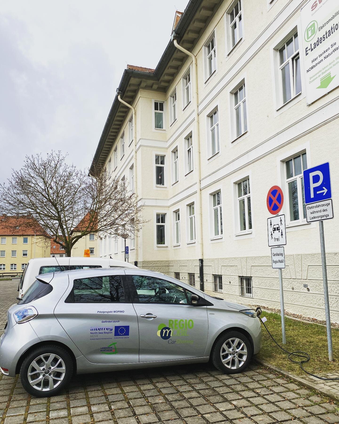 CarSharing mit Regio. Mobil jetzt auch in Northeim, Niedersachsen! 
3 Stationen, 3 Elekro-Zoes 🔌💡 - Ihr findet uns am Rathaus, auf dem  Medenheimerplatz und am Bahnhof.

Ganz einfach auf unserer Homepage registrieren und losfahren! 🚙

#carsharing 