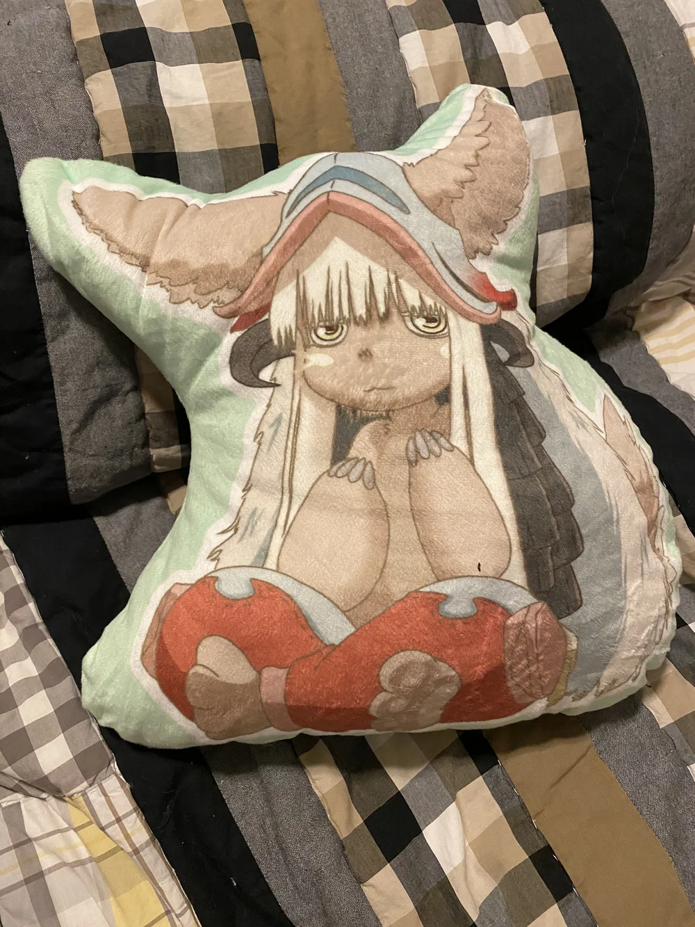 Made in Abyss Nanachi Pillow — PoetaxArt