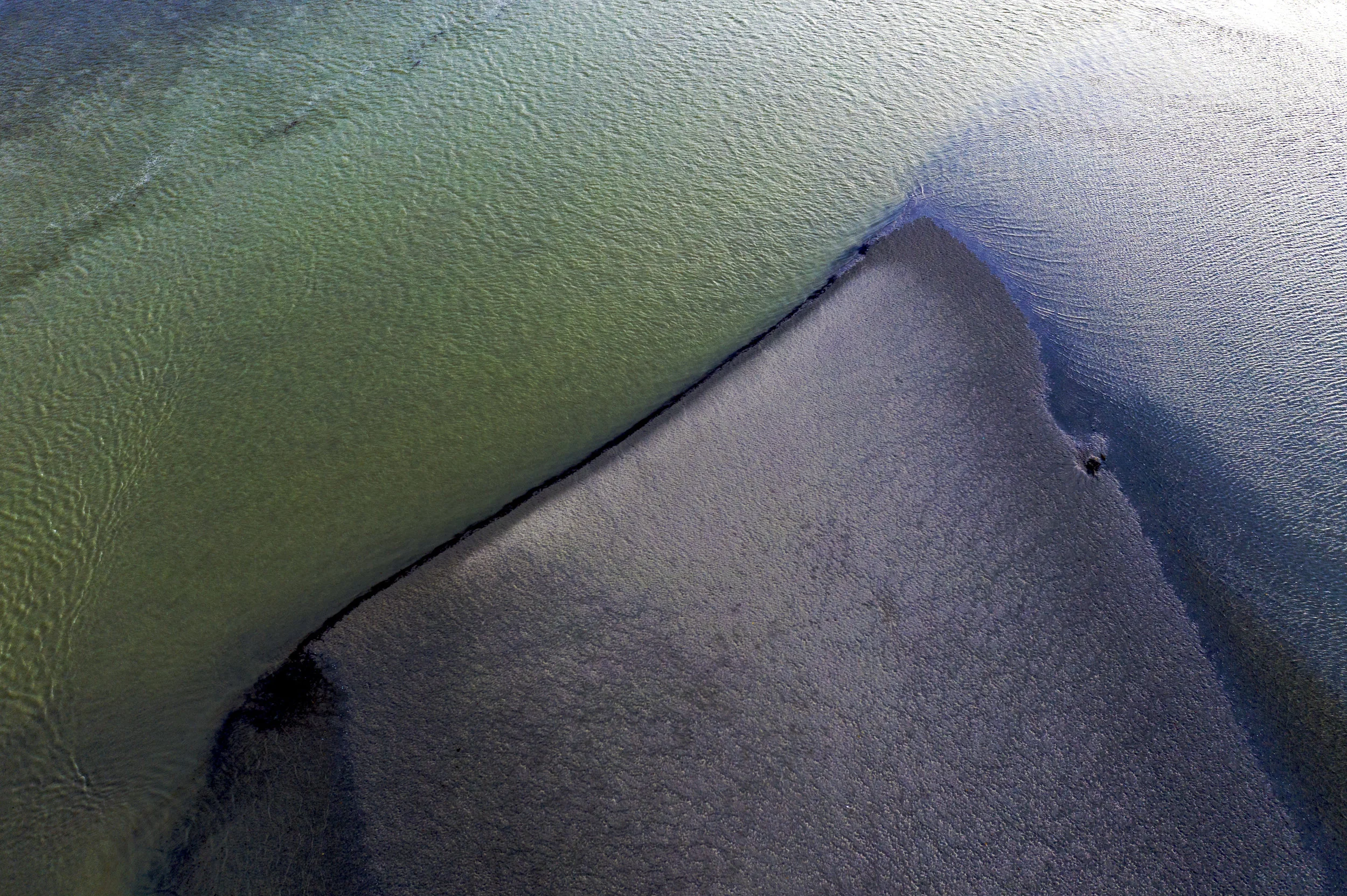 Edition of 3: 120 x 160 cmEdition of 5: 60 x 80 cmEdition of 5: 30 x 40 cm