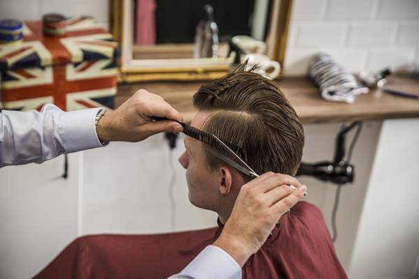 Sections and Thinning scissors — Great British Barbering Academy