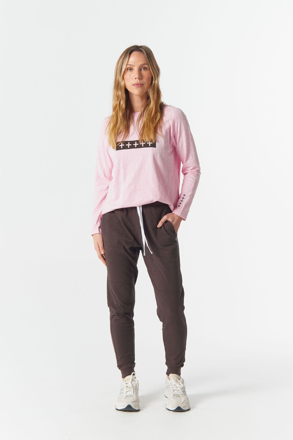 Cloth paper Scissors The Feature Raglan Tee - Pink A Boo/Choc