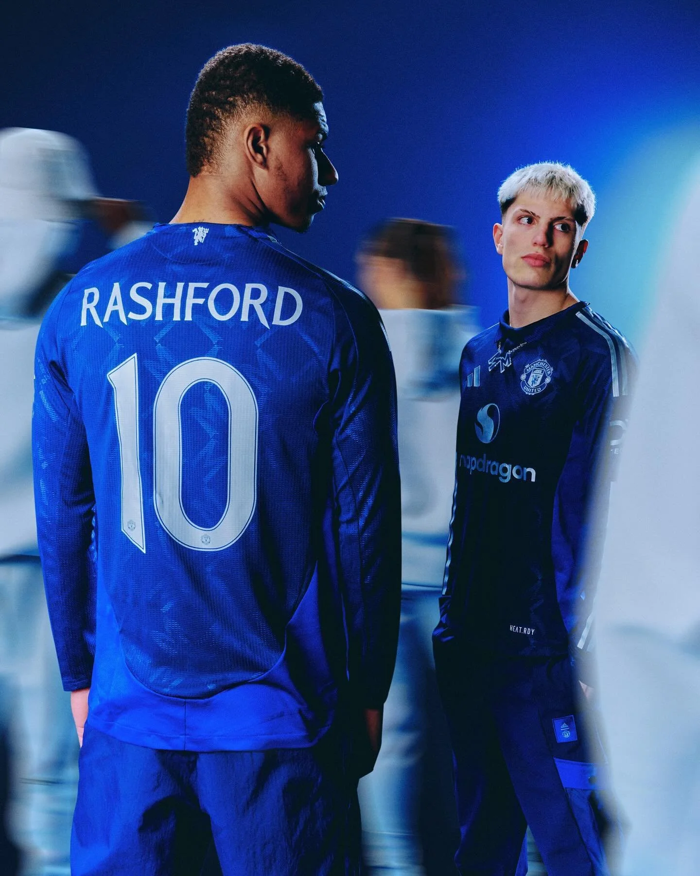 Lighting / 1st Assistant werkkkk for Man U 2024-2025 Away kit

Up in Carrington having a couple snacks and throwing around some flashes

Photographer: @hmdfilm
Movement director: @liam_jhill 
1st Assistant: @kenliw
2nd Assistant: @assist_north 

Agen