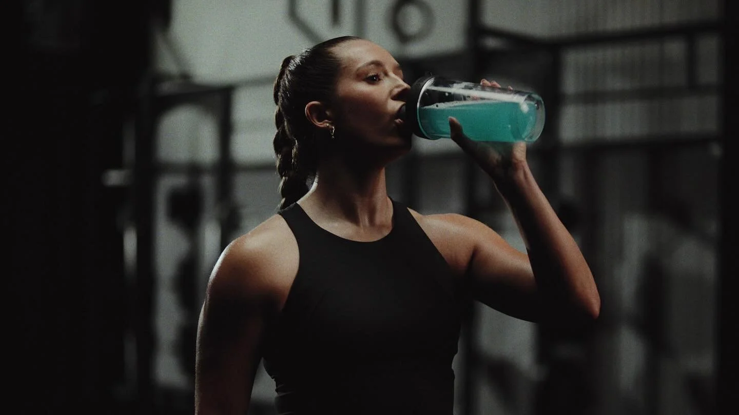Couple different bits here for @optimumnutrition_uk - whole project came together really well and had a lot of fun in the process of helping making it. Big ups @maxmontgom and @wanderinggoose for this one! Double van all the way.

Client: @optimumnut