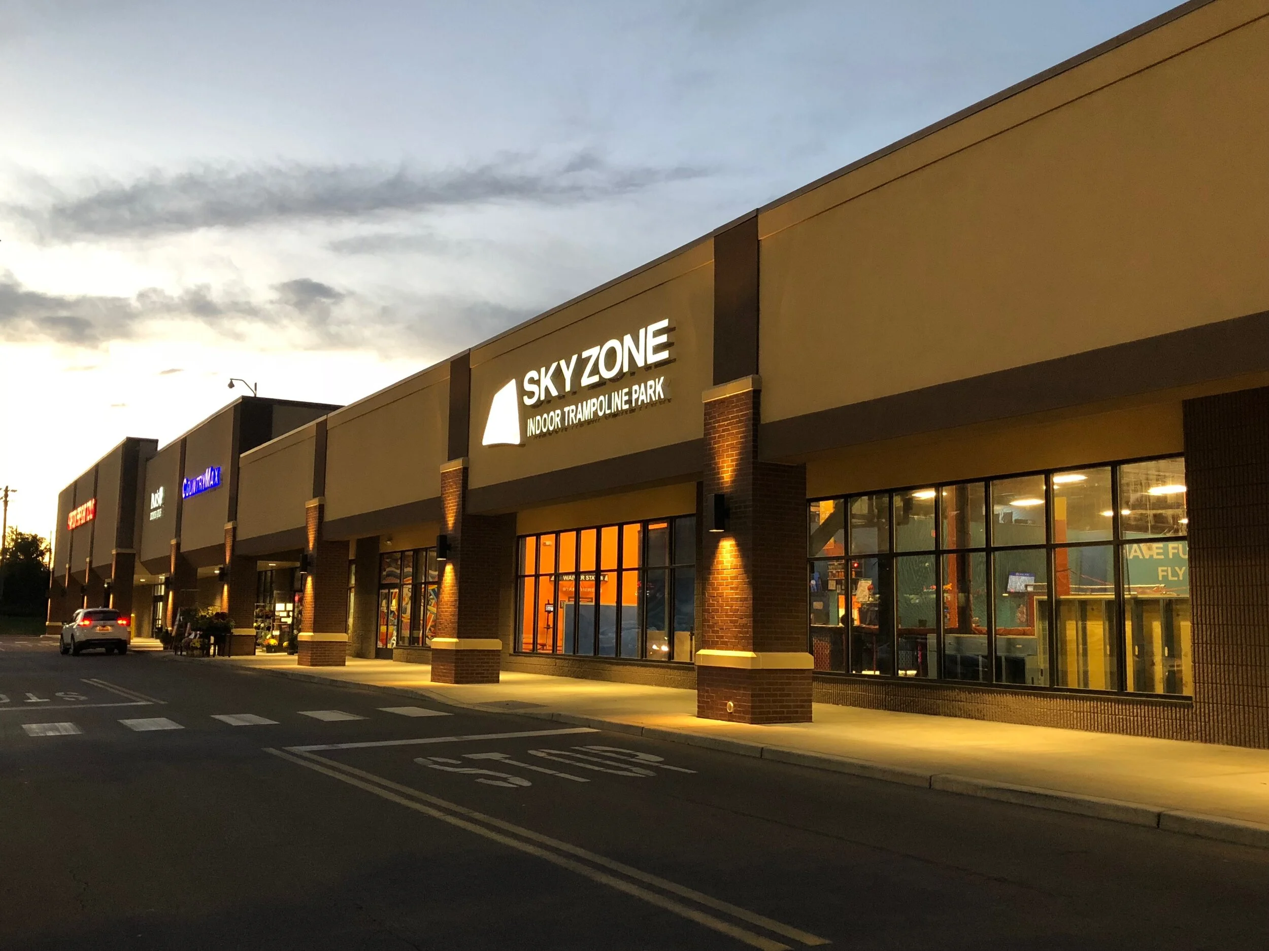 Sky Zone Indoor Trampoline Park coming to Dewitt
