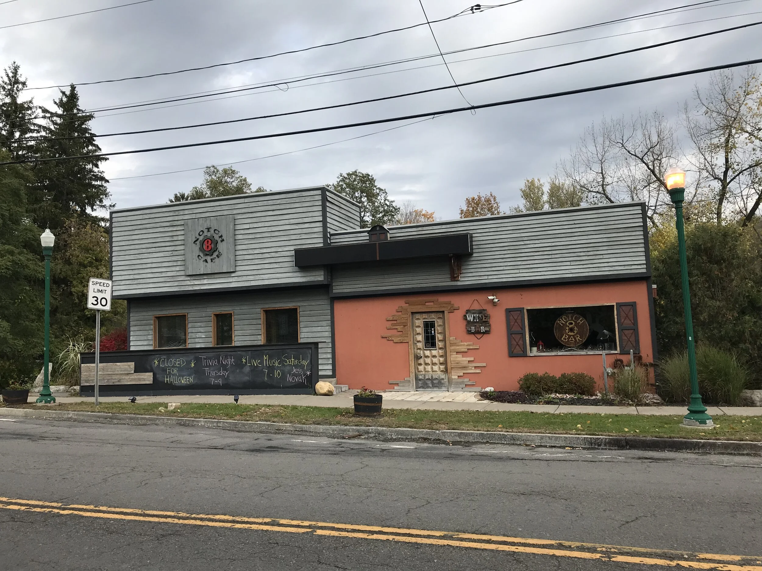 Michael Kinney brokers Business and Real Estate transaction