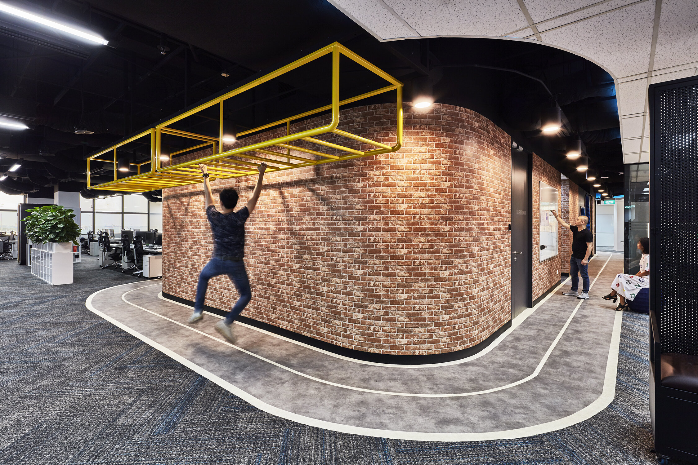  At TenX, playful amenities are designed into the workplace to boost personal inspiration and creative teamwork 