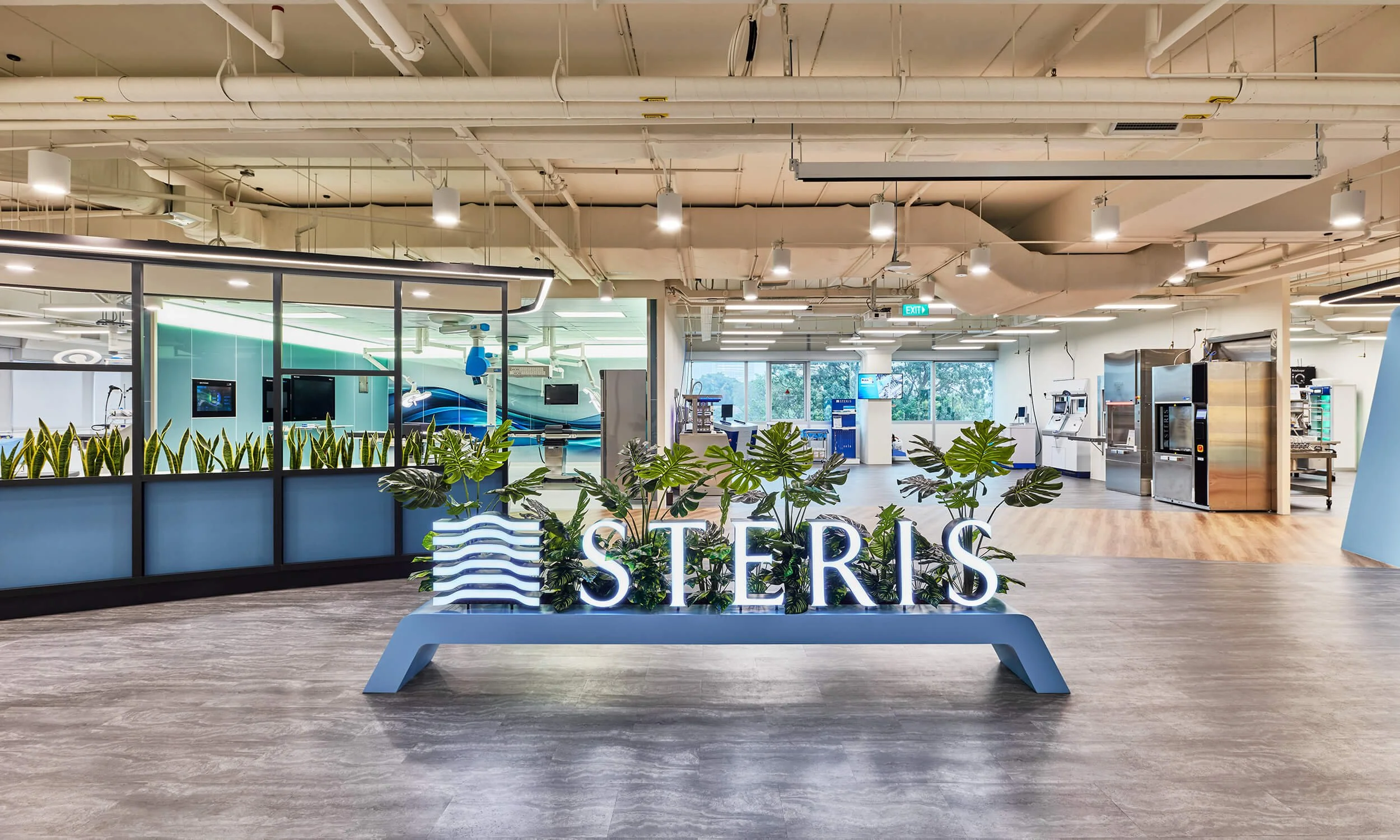 Steris-Webrest-01.jpg