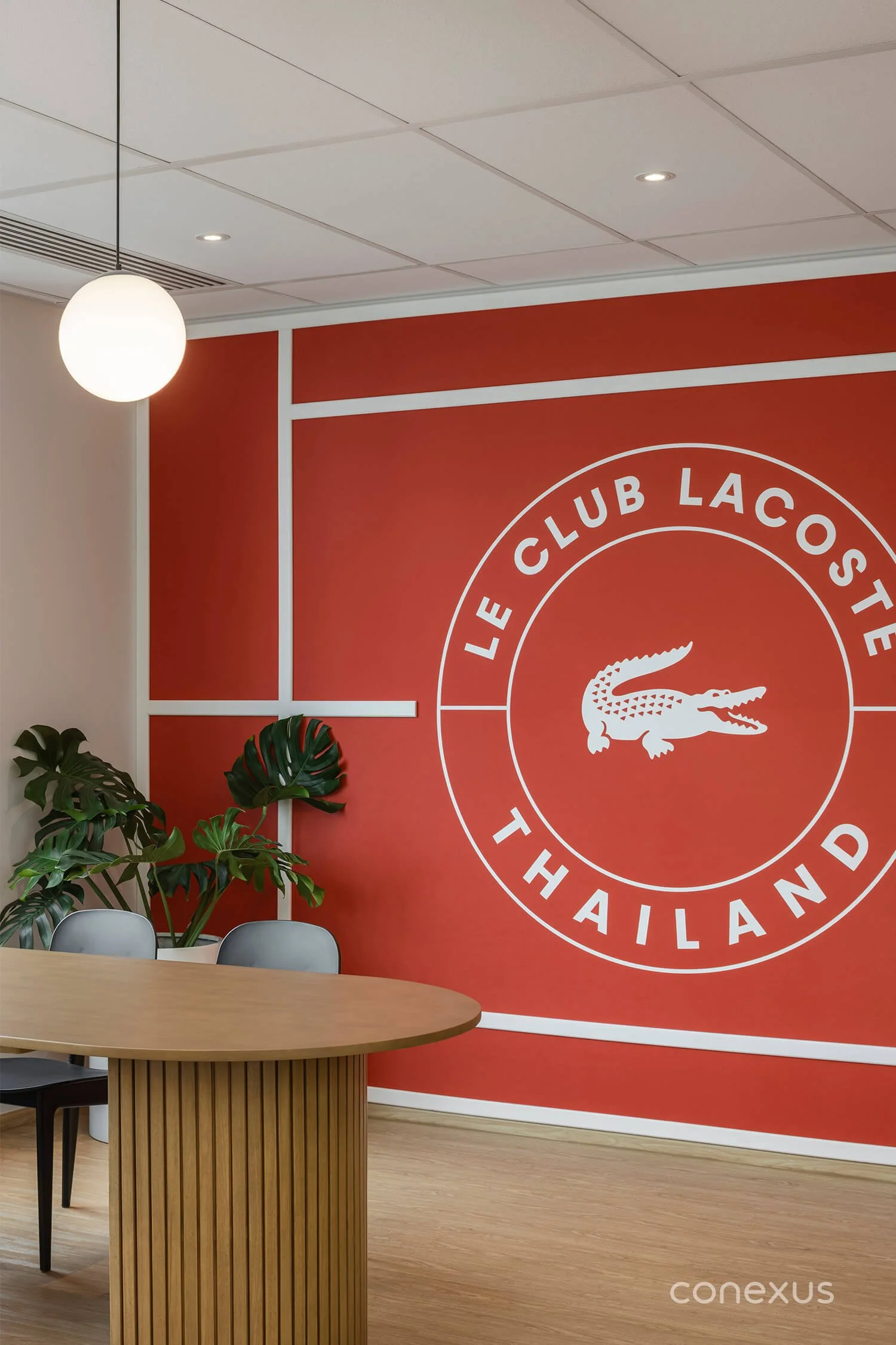 Conexus Lacoste Office 14.jpg