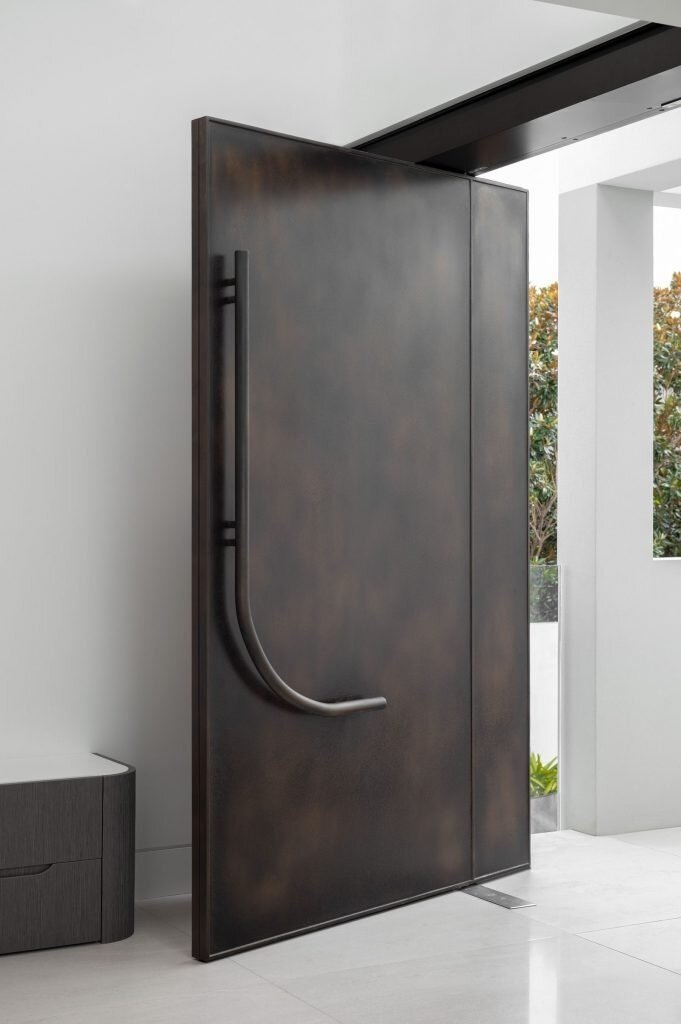 Top Metal Door Suppliers in Saudi Arabia: Essential Buying Guide