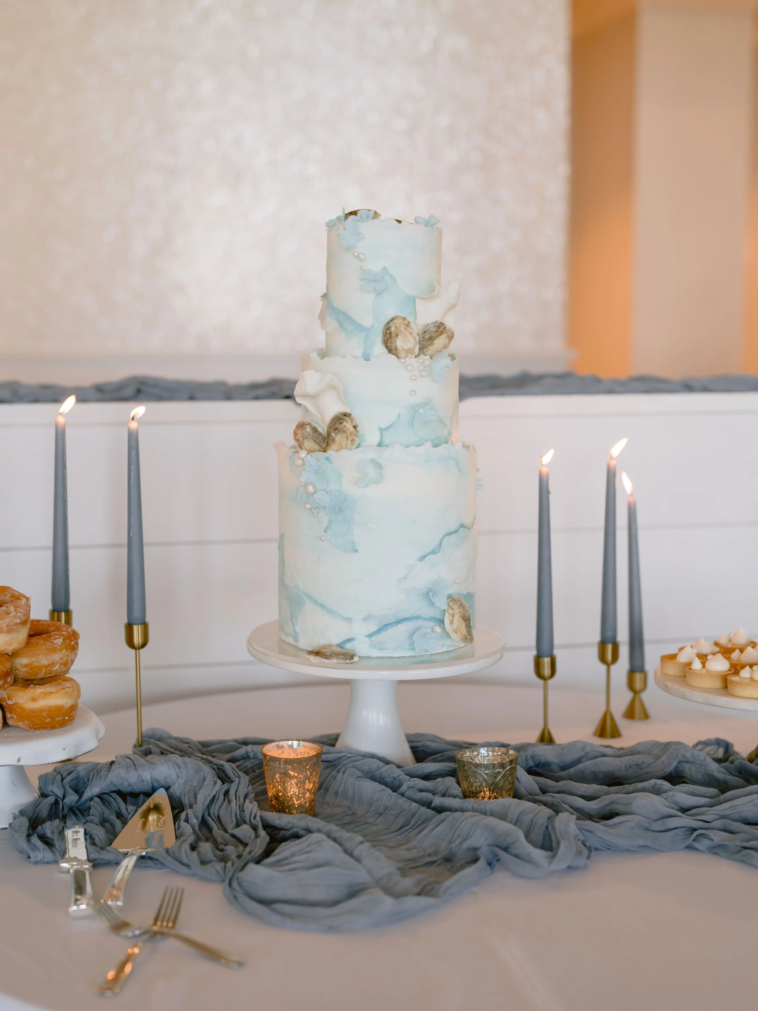 Photo by Amanda Rose Weddings