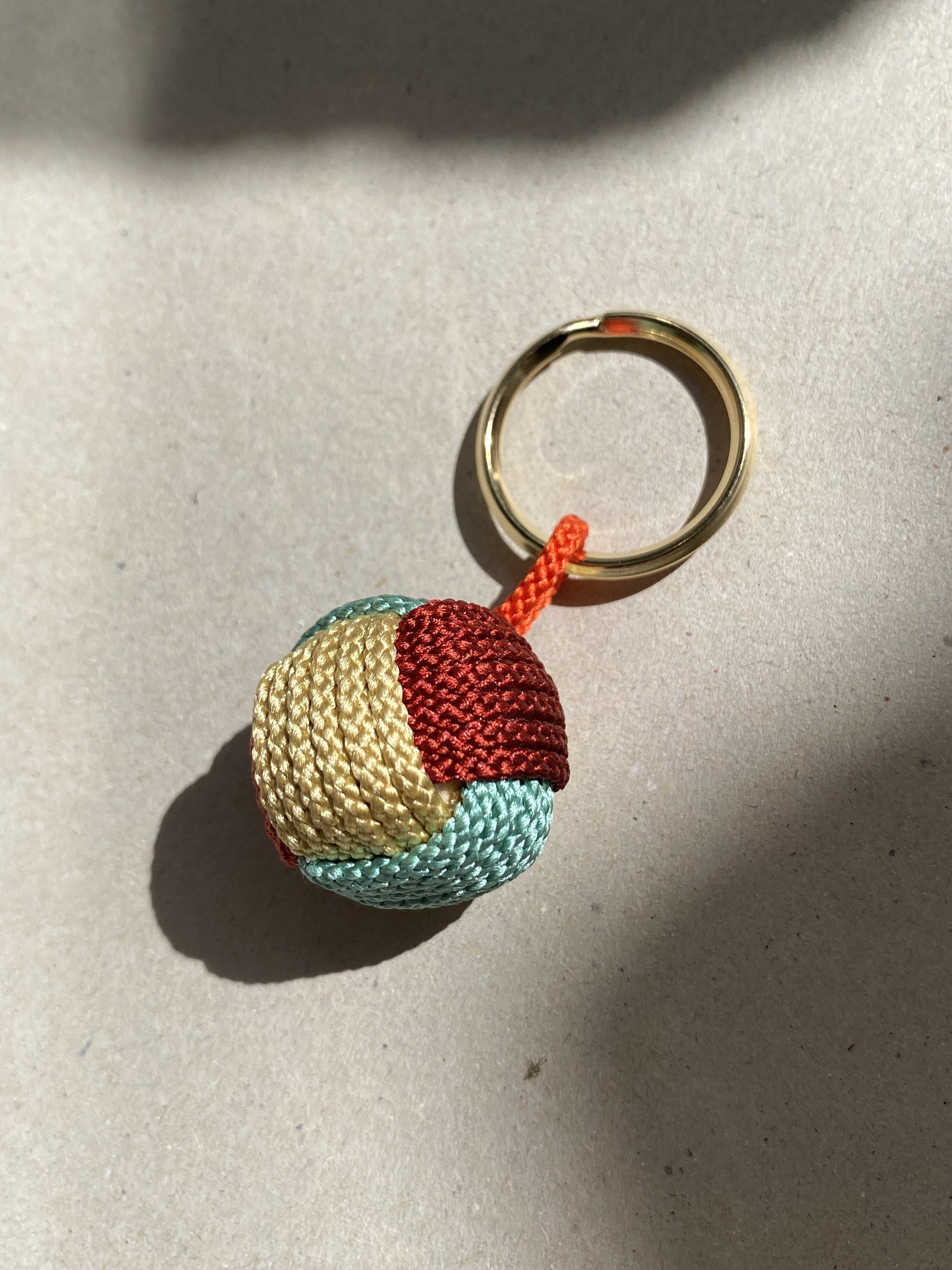 KEY RING "SAILOR" cream-red-mint