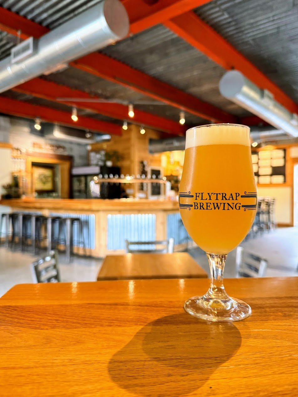 Flytrap Brewing 16 oz. Tulip