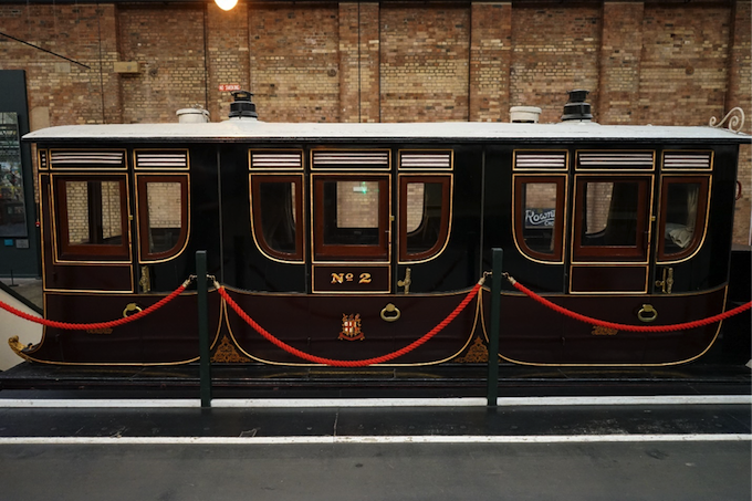 Queen-Adelaide’s-coach.png