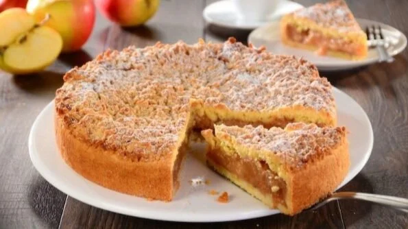 SZARLOTKA POLISH APPLE PIE