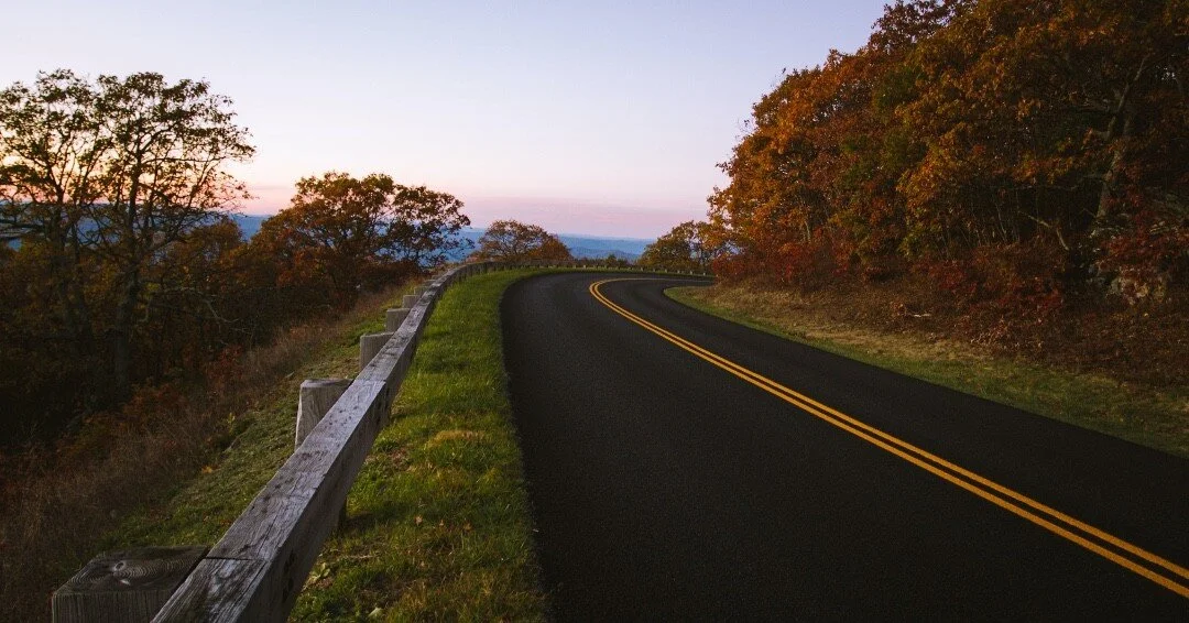 Somewhere on the Blue Ridge Parkway. .
.
.
.
.
.
.
.
#optoutside #theoutbound #keepexploring #neverstopexploring #sunset #blueridgepkwy #mountains #ventureout #thevisualscollective #roadtrip #outdoorphotography #travel #exploreamerica #lifeelevated #