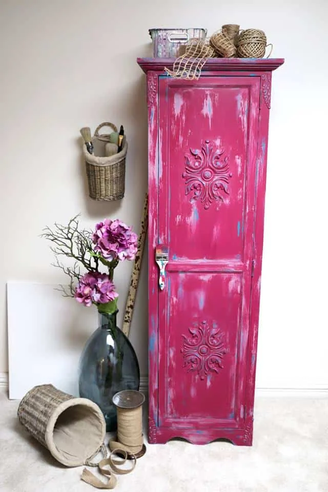 colorantic-sangria-Natacha-Creative-Sangria-Meuble.jpg