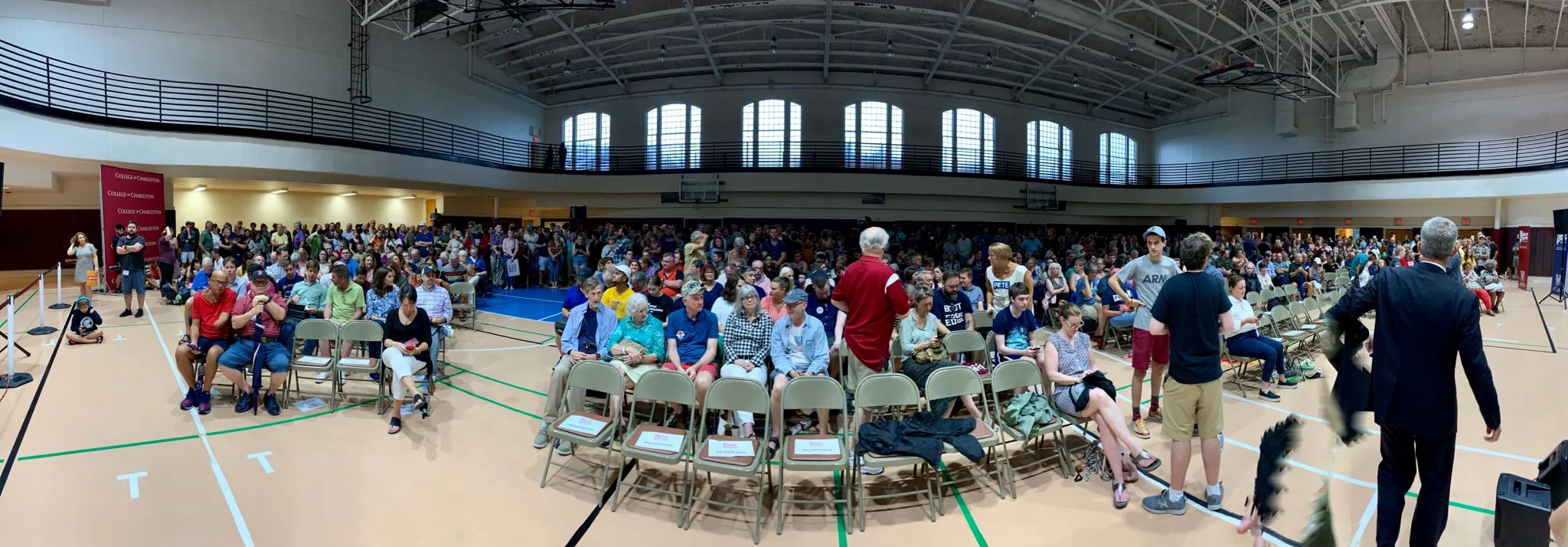 Standing room only crowd for Pete. Posted by Charleston4Pete (LINK)