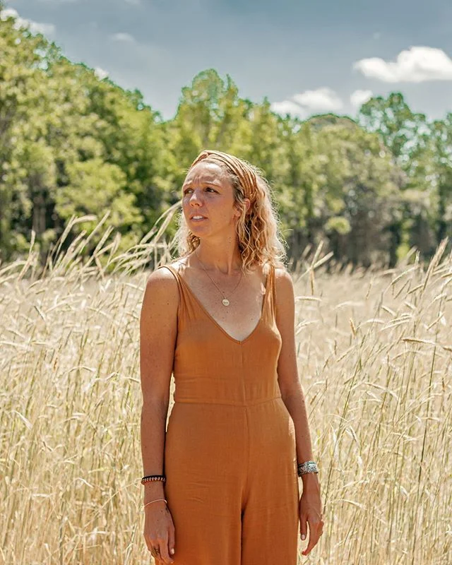 Feeling all the feels as I prepare to head out to the west coast in a few days 🧡 SF and Seattle, can&rsquo;t wait to explore all you&rsquo;ve got! Would love to connect with all my west coast peeps ✨let&rsquo;s chat about life and practice yoga and 