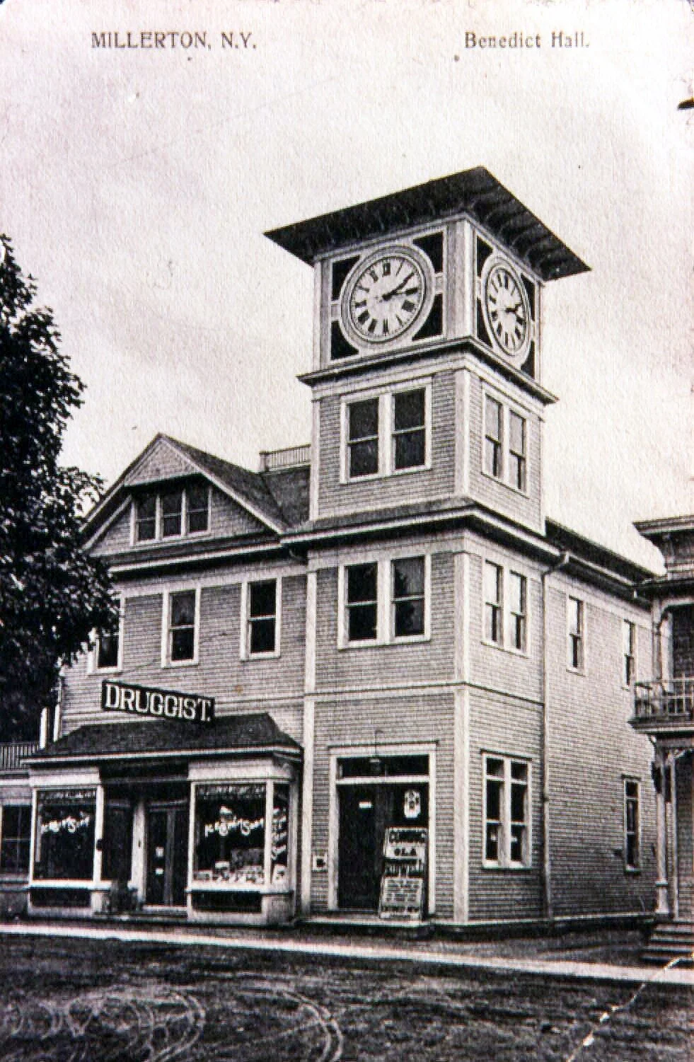 Benedict Hall PC 1915.jpeg