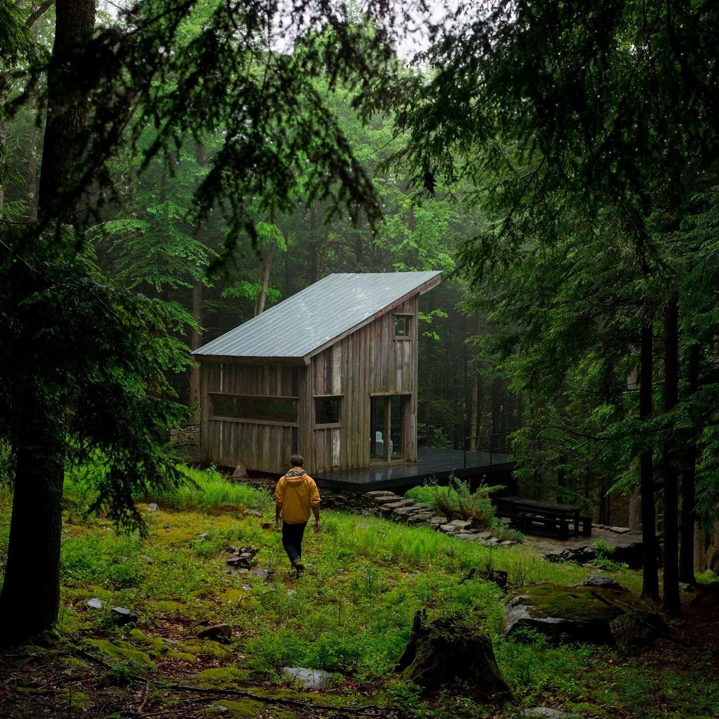 Launching this week: Beaver Brook 🌿⁠⁠
.⁠⁠
On over 55 acres of forested land in Sullivan County, cut through by a wide stream, lies this uniquely adventurous property. ⁠⁠
.⁠⁠
The 5 bedroom, 3 bath Bunkhouse anchors the land, with immense windows, ope