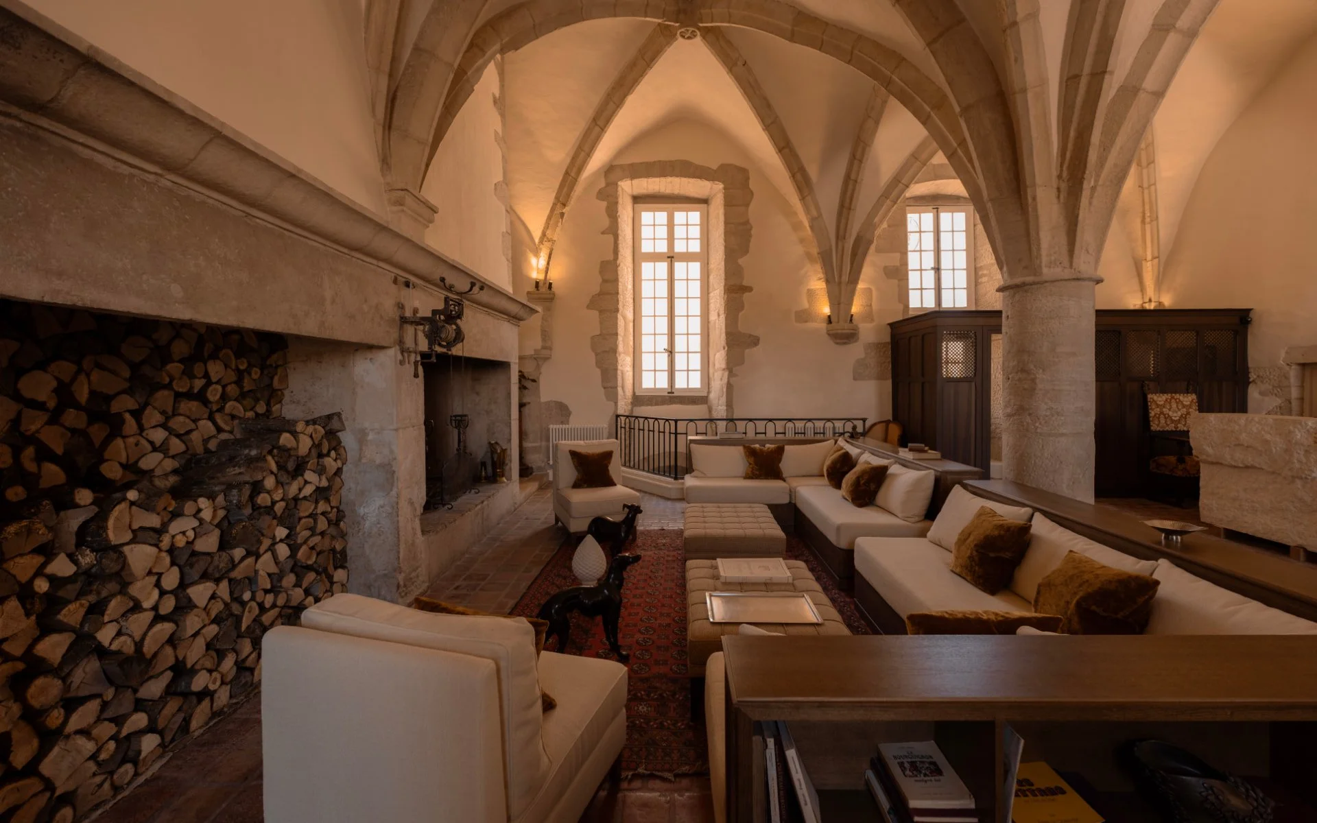 LesSourcesdeVougeot_Lobby_©MaximilienForgetStudio-2-1920x1200.jpg
