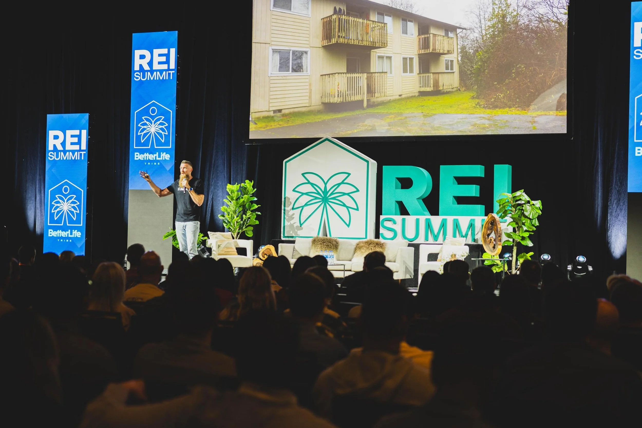 REI Summit
