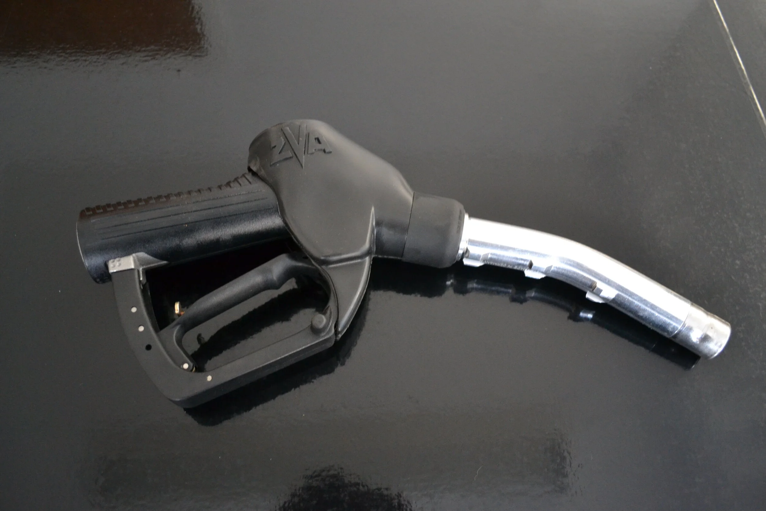 ZVA 2 DIESEL NOZZLE REFURBISHED.JPG