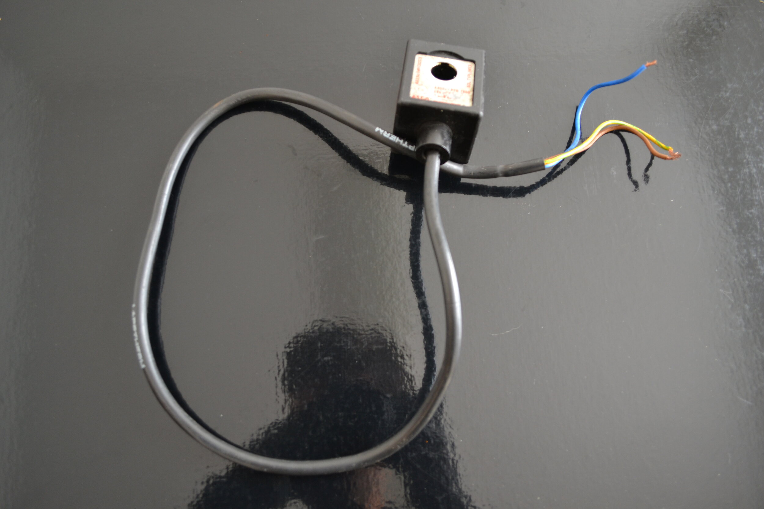 HL2 SQUARE SOLENOID.JPG