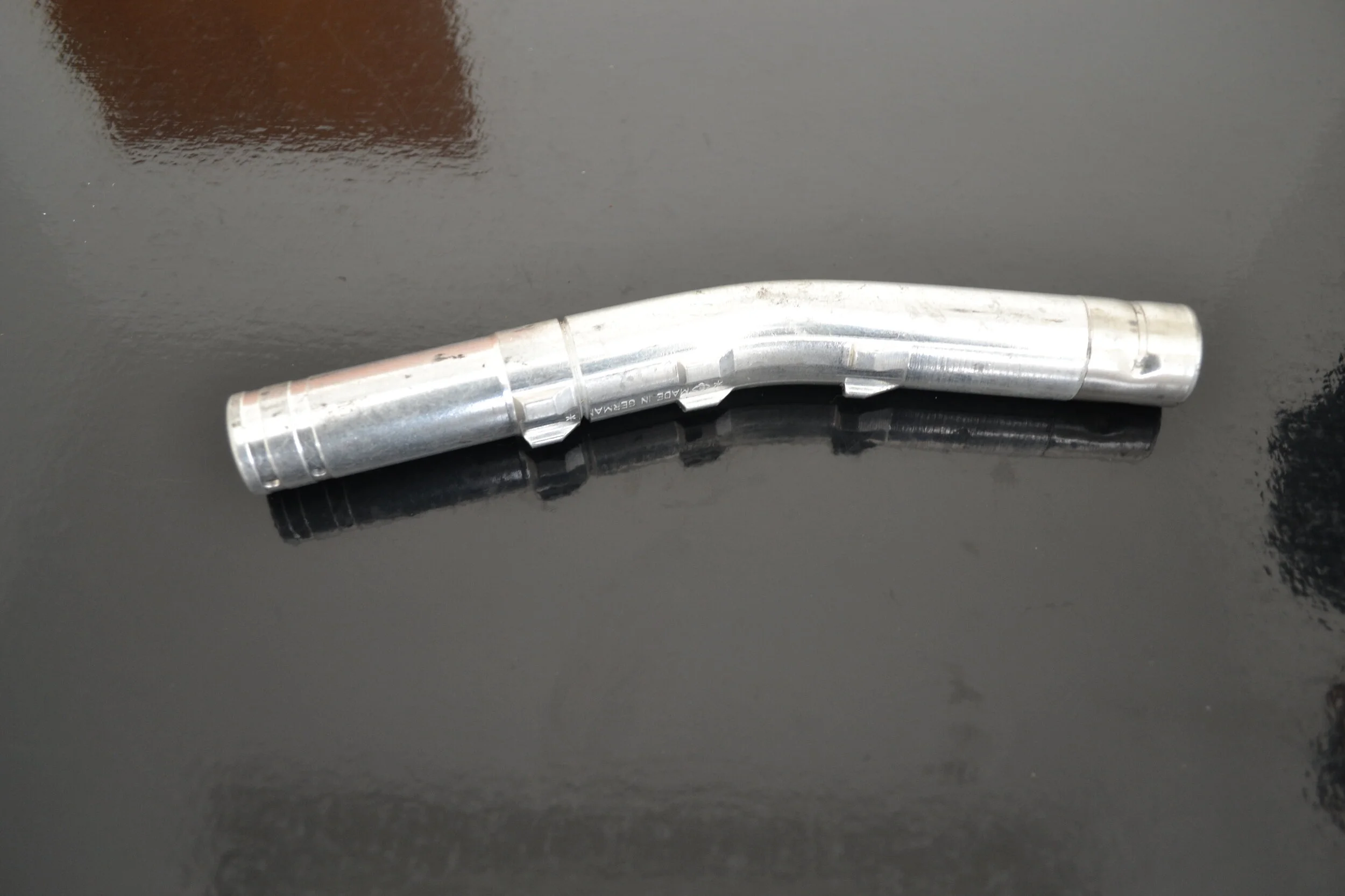 ZVA 2 DIESEL SPOUT.JPG