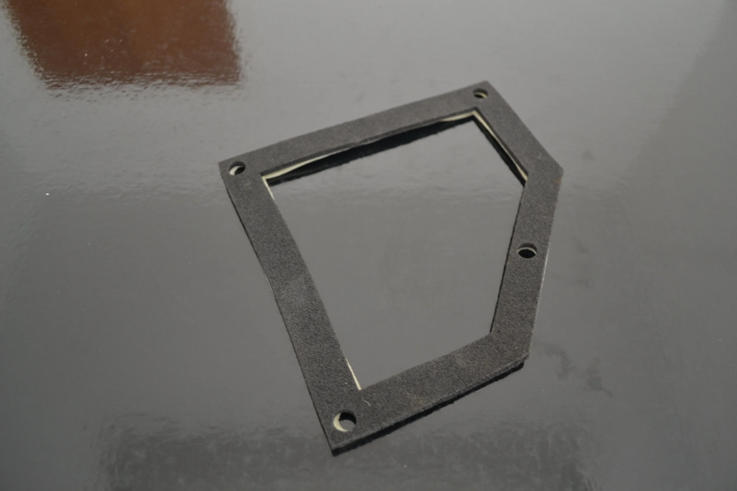 EUROLINE TOTE GASKET.JPG