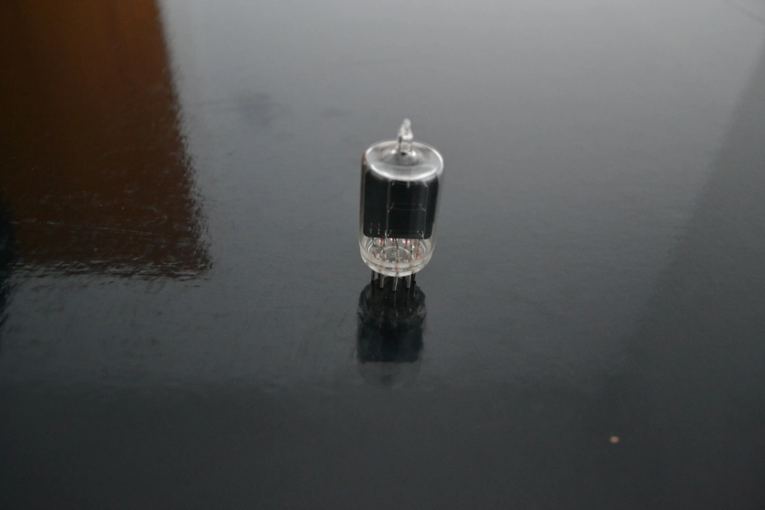 HL1 GLASS NUMETRON