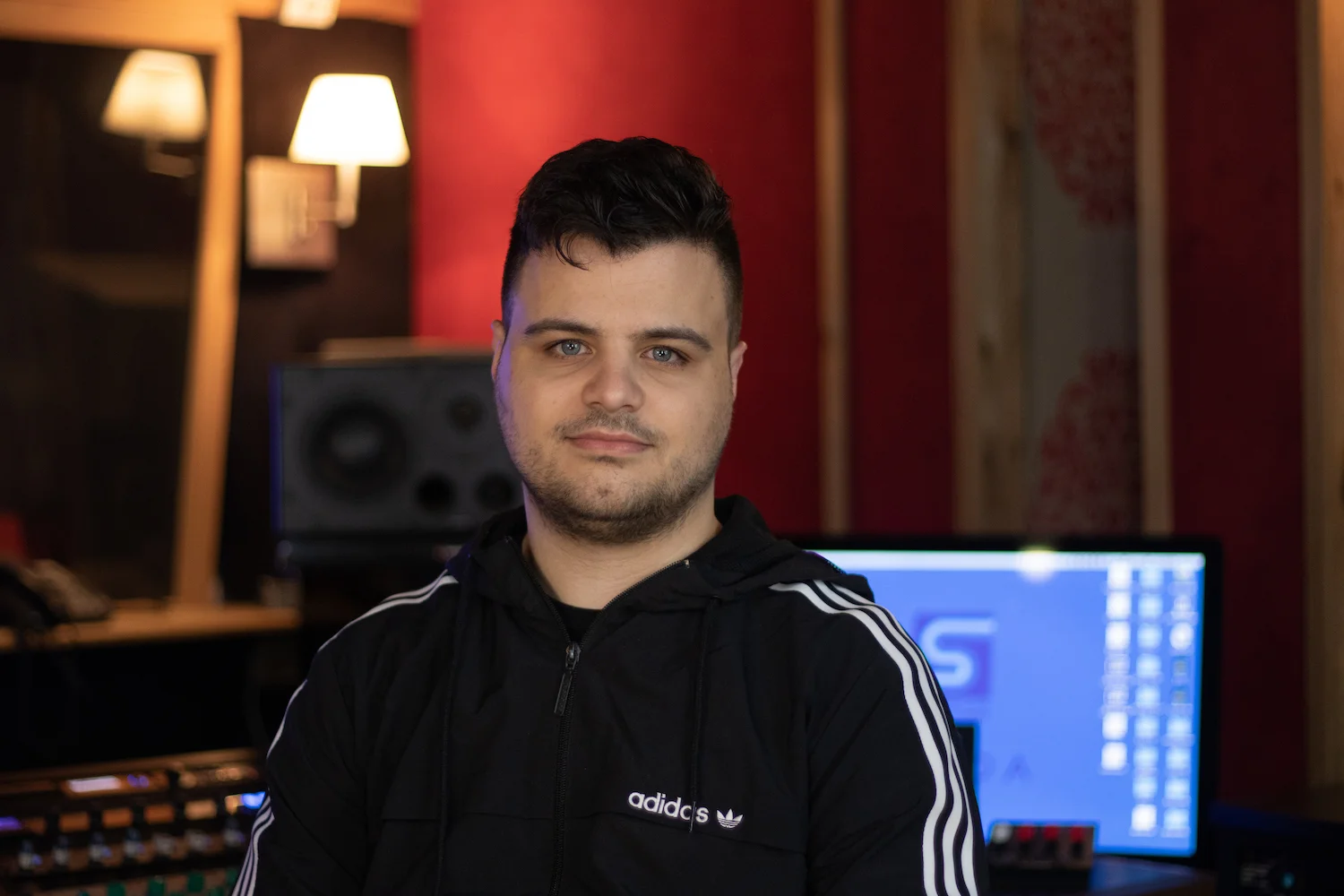 soundscapestudios-chicagorecordingstudio-recordingstudio-recording-chicago-studio-audio-mixing-record-analogue-digitalrecording-mastering-michealkolar1.jpg