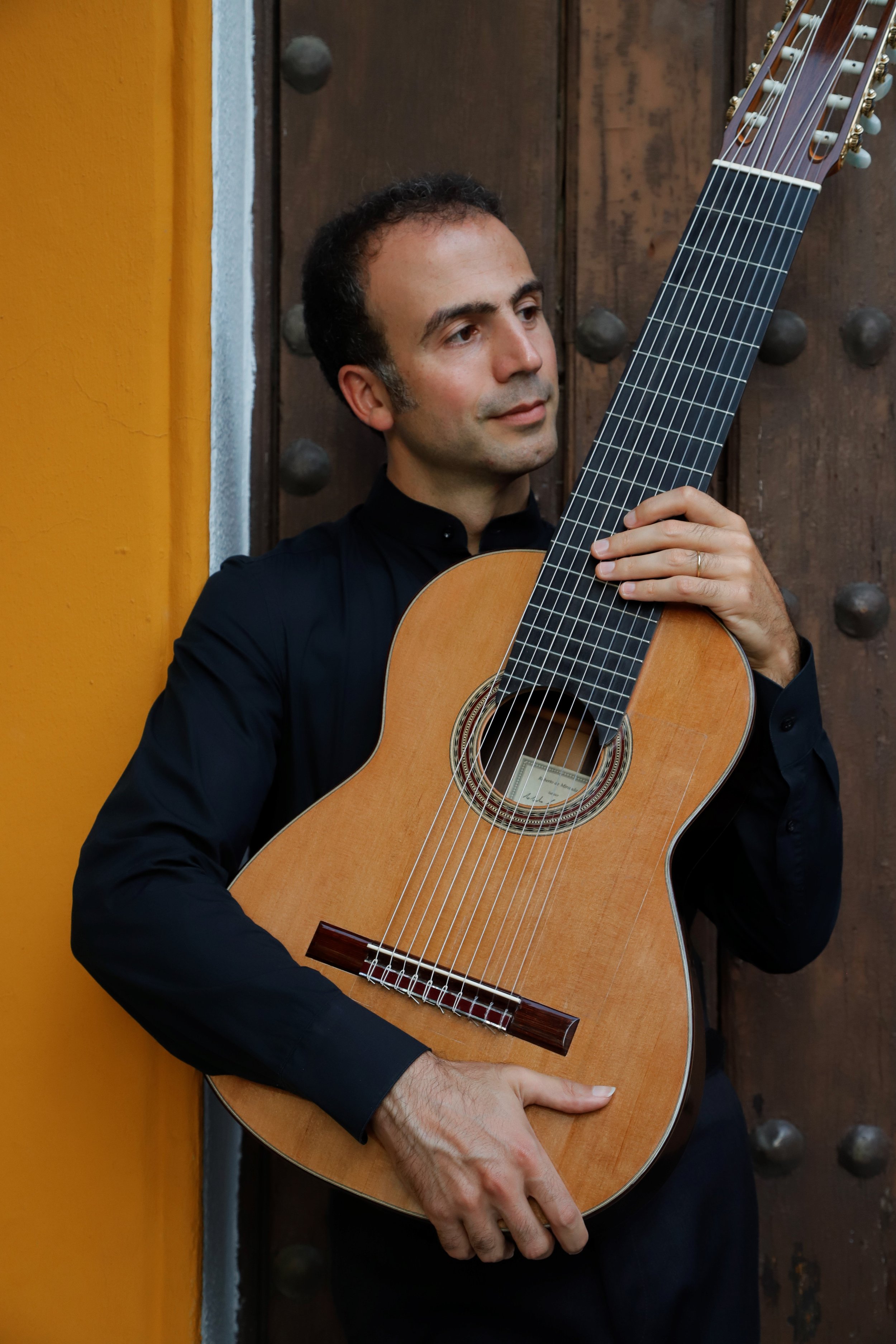 Guitar Soloist Nicolò Spera
